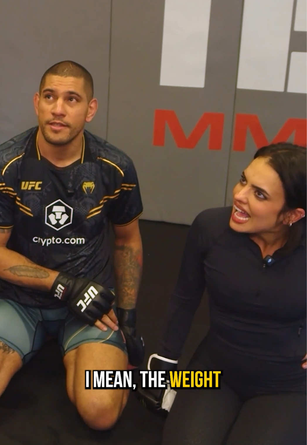 UFC Champion Alex Pereira teaches Nina Drama his favorite Jiu-Jitsu submission LOL #UFC #alexpereira #poatan #chama #mma #ninadrama #kickboxing #boxing #muaythai #muaythaifighter #muaythaifighter #taekwondo #jiujitsu #brazilianjiujitsu #jiujitsugrappling #jiujitsulifestyle #wrestling #wrestlingtiktok #wrestlingtok #fit #Fitness #grappling #karate #shadowboxing 