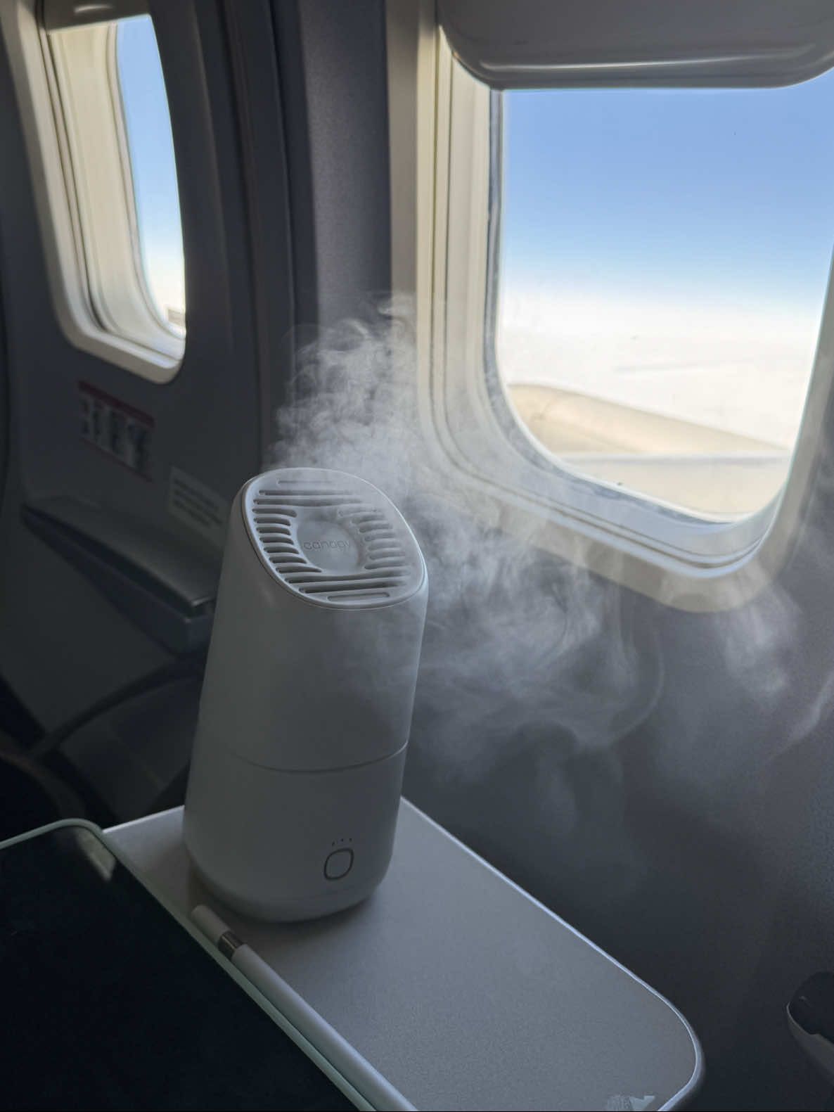 No dry plane air in this row!! #travelhack #airplane #flight #humidifier #skincare #gadget get it in my shopmy favs