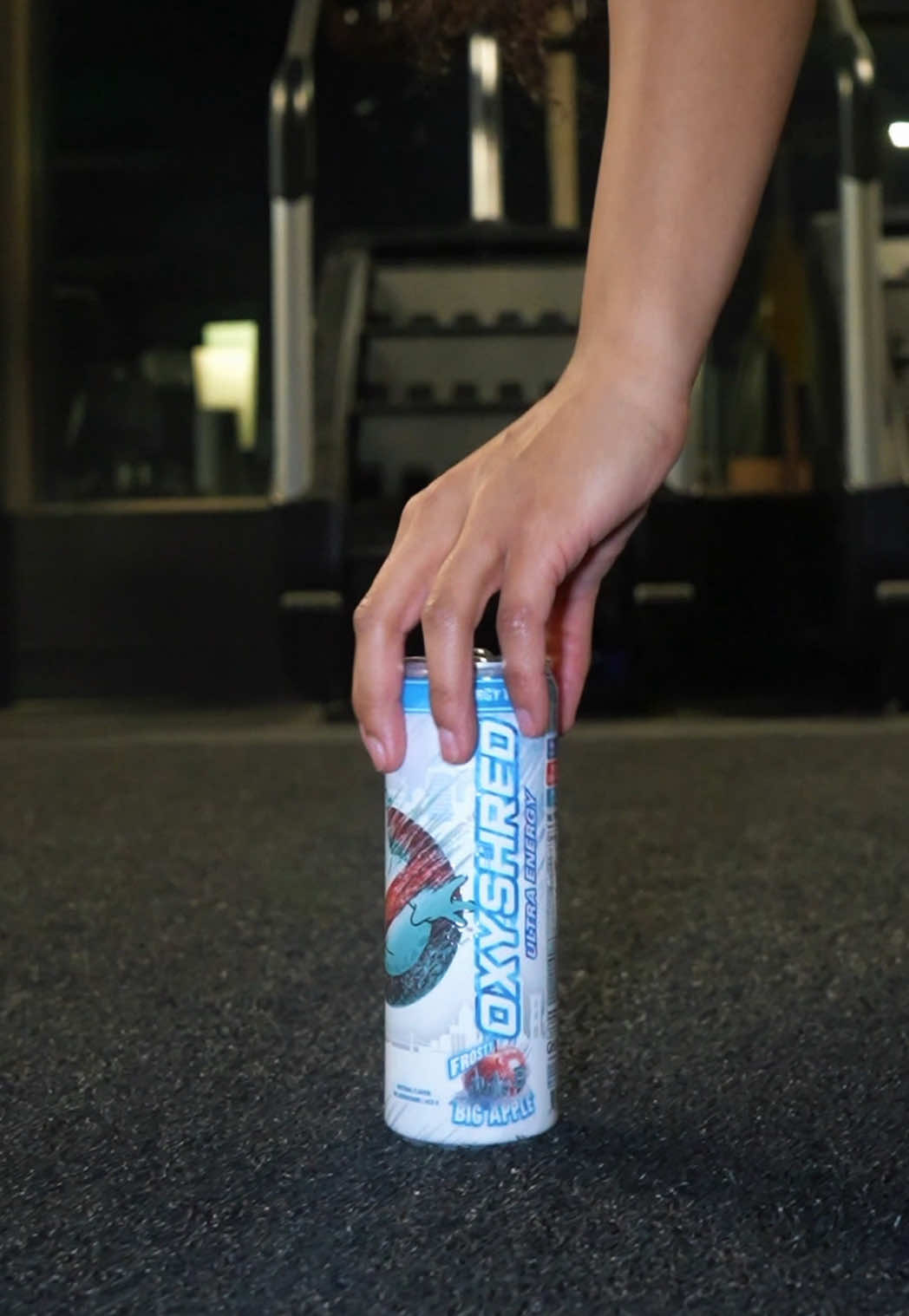 It’s GIVEAWAY TIME! I'm giving 5 people the chance to win a YEAR of OxyShred Energy - My favorite zero sugar healthy energy drink! How to enter: Follow @oxyshredenergy_usa (on insta)  Tag 3 friends in the comments For an extra entry, share this post to your Story & tag @oxyshredenergy_usa Giveaway ends 10 March. Open to US residents only. Winners will be announced on my Story! @OxyShred Energy #oxyshredenergy #fyp #Fitness #FitTok #GymTok #bodybuilder #powerlifter 