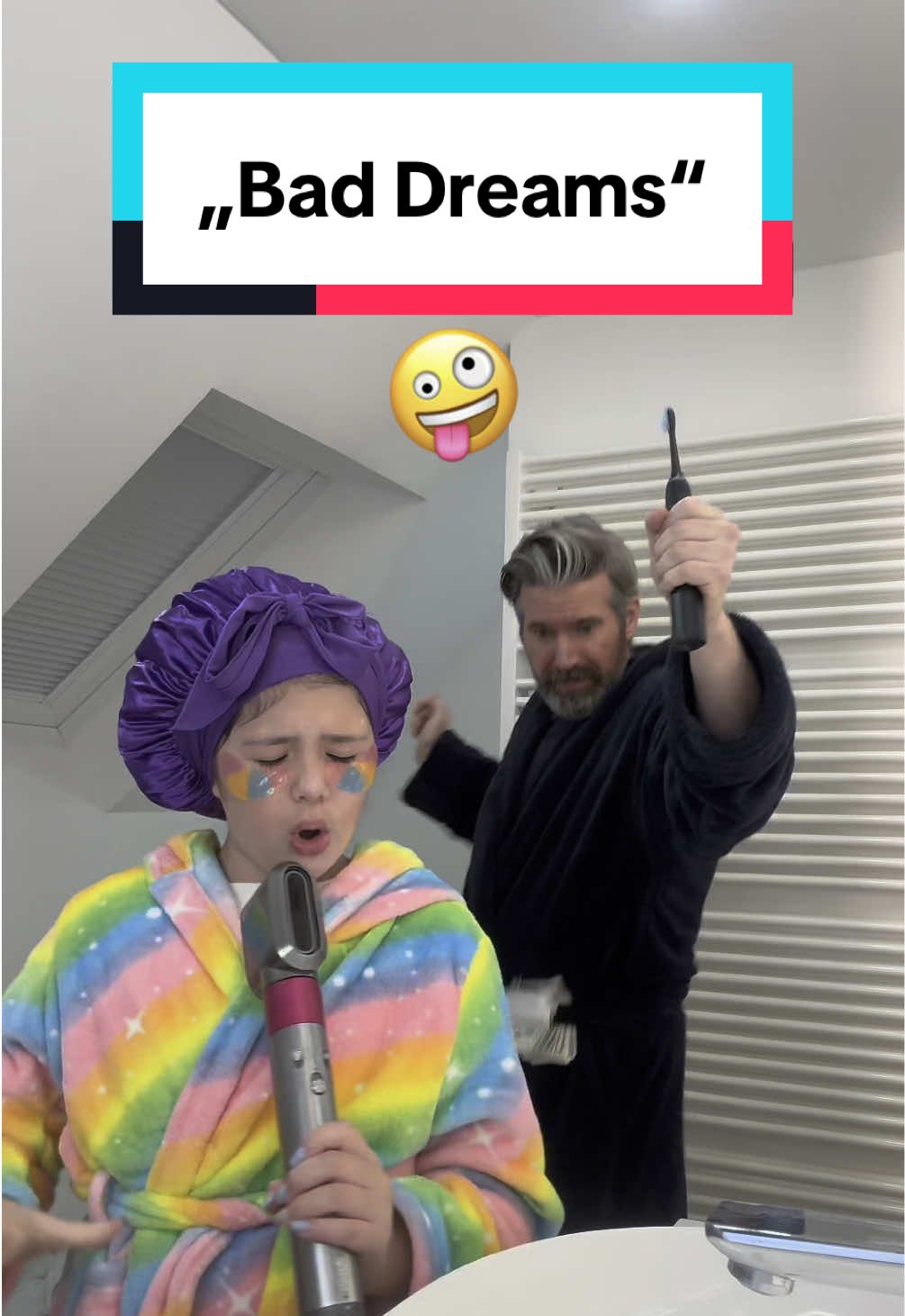 Hey Hey, My dad and I thought it would be a great idea to cover „Bad Dreams“ by the incredible @Teddy Swims ❤️❤️❤️ It was so much fun, we hope you like it too 🙏🏻🥳🤪🥰 #teddyswims #baddreams #cover #talent #viral_video #viralvideos #bathroom #singing #girl #mädchen #dad #daughter 