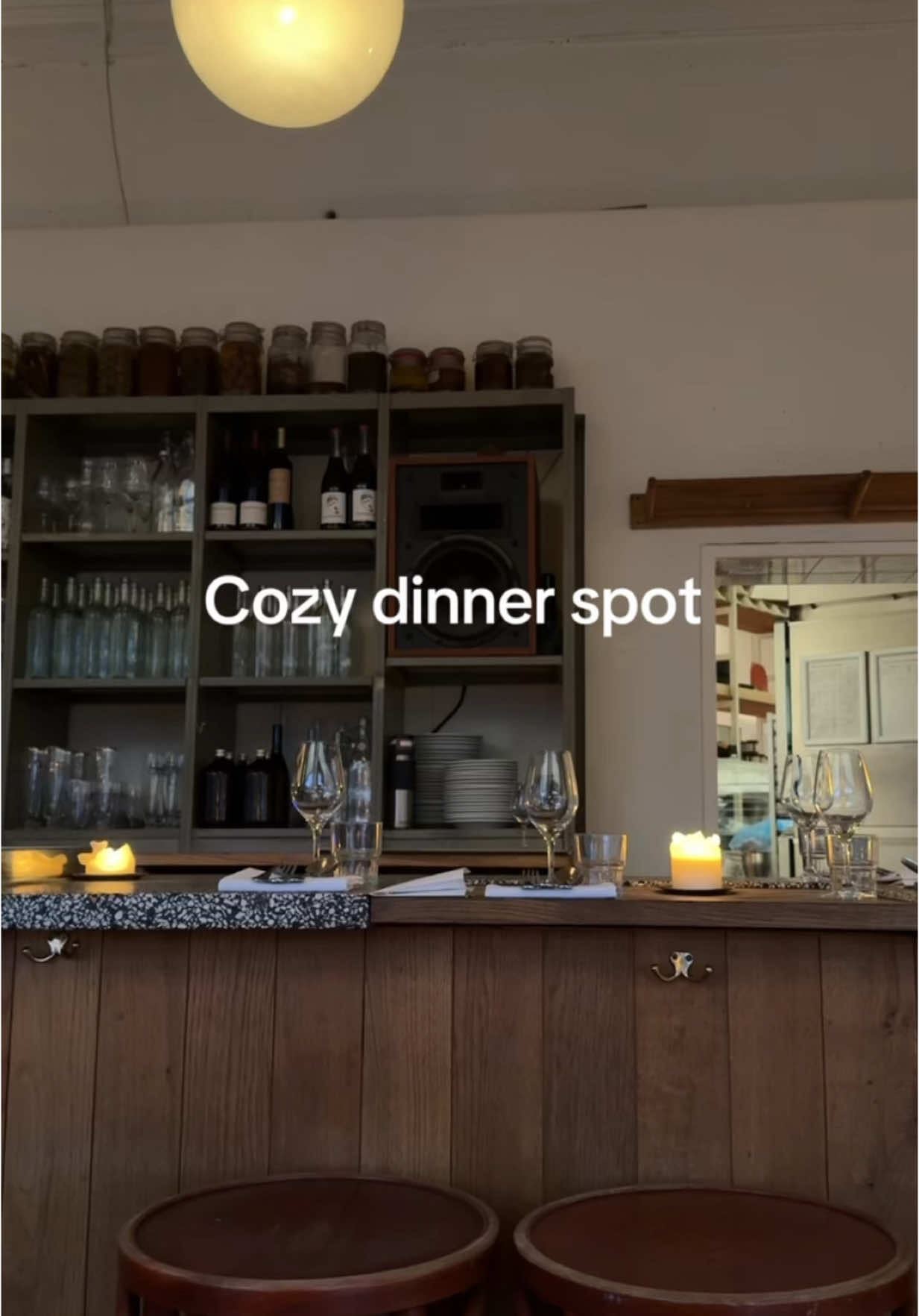My favorite dinner restaurant 📍cafe binnenvisser @reni #amsterdamguide #amsterdamrestaurant #amsterdamfoodie #amsterdamfoodguide #amsterdamlife #amsterdam #dinnerdate #girldinner 