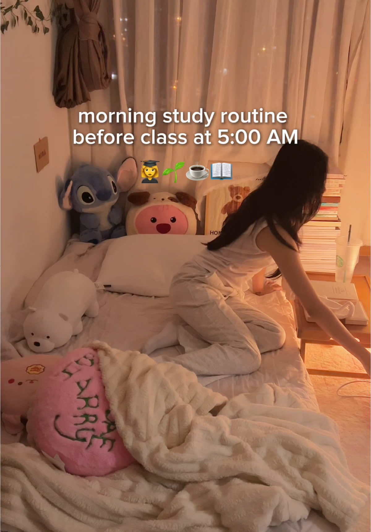 routine before class 🍵📚🕔 #fyp #viral #morning #student #studytok #study #university 
