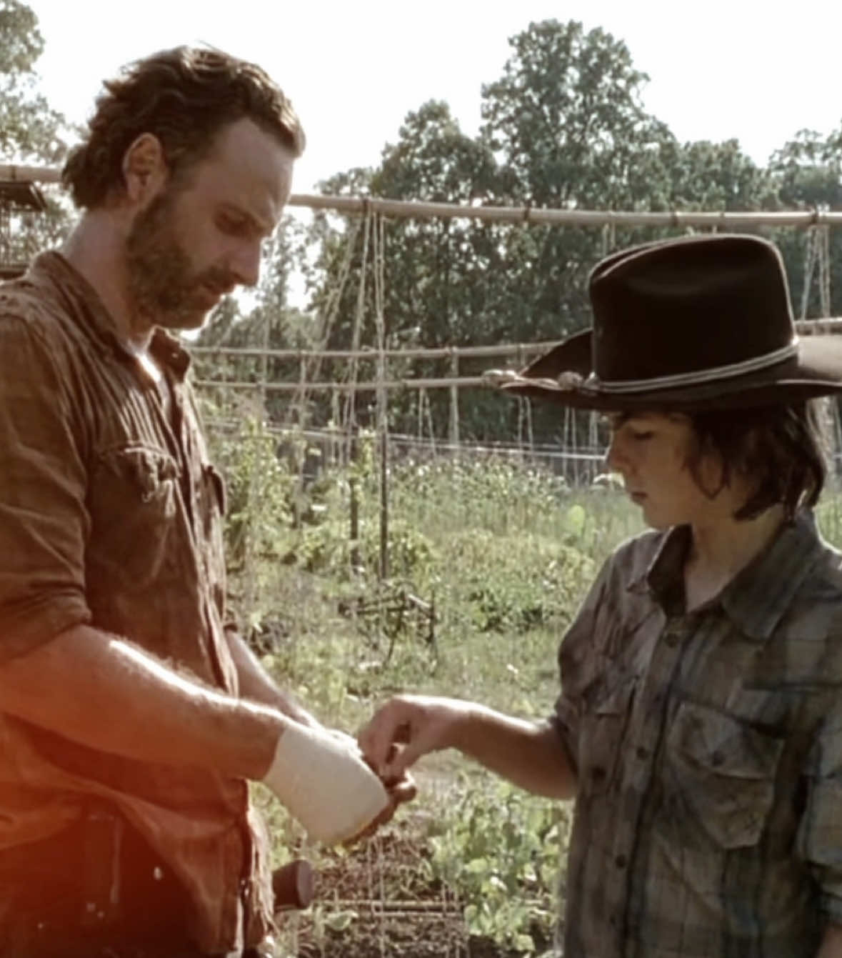 a son trumps a husband, team rick always #twd #thewalkingdead #twdedit #rickgrimes #carlgrimes #glennrhee #maggierhee #rickandcarl 