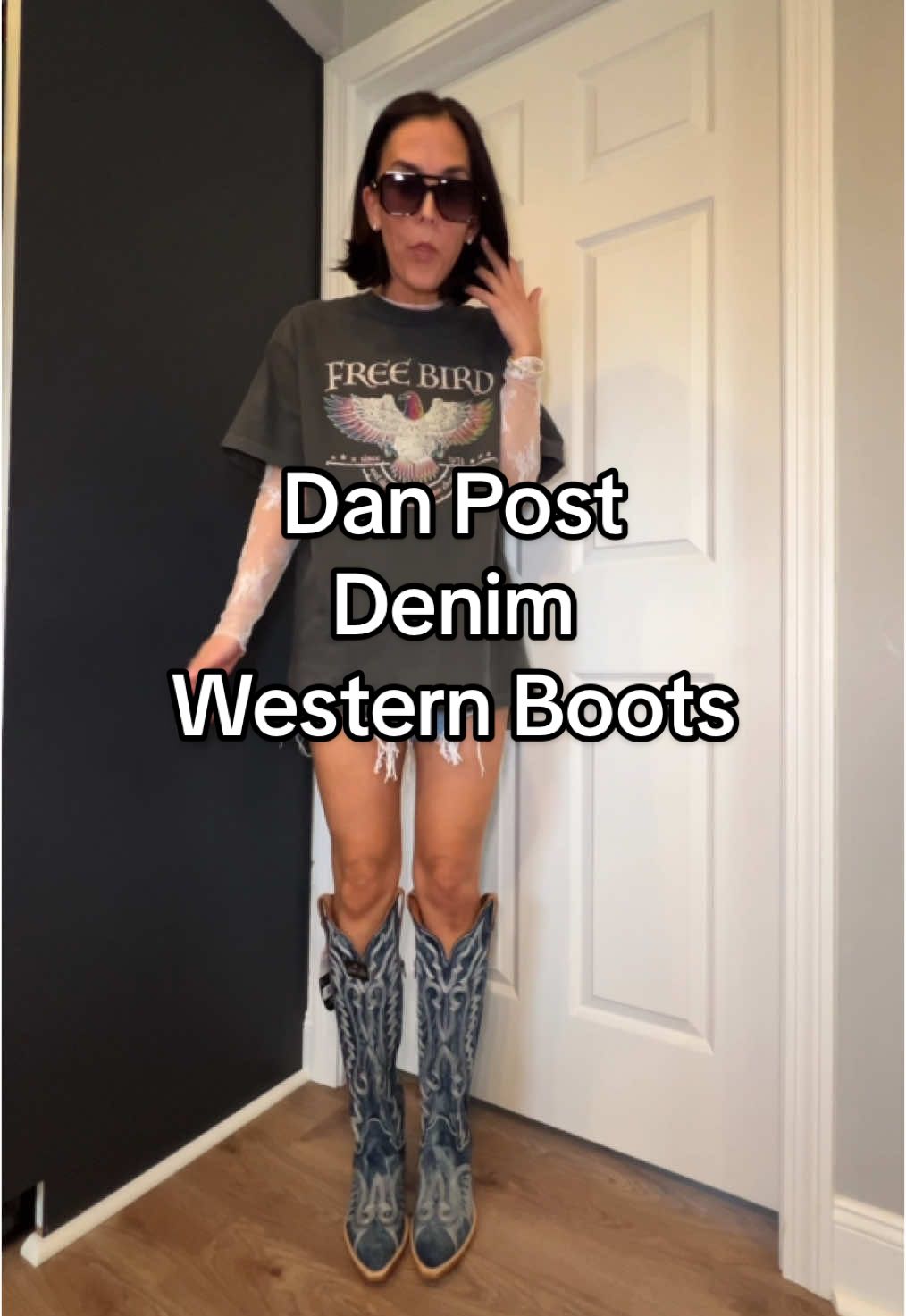 The quality is unmatched🤍 #tiktokshop #fyp #danpost #cowgirlboots #cowgirlboots #denimboots #leatherboots #tallboots #westernboots 