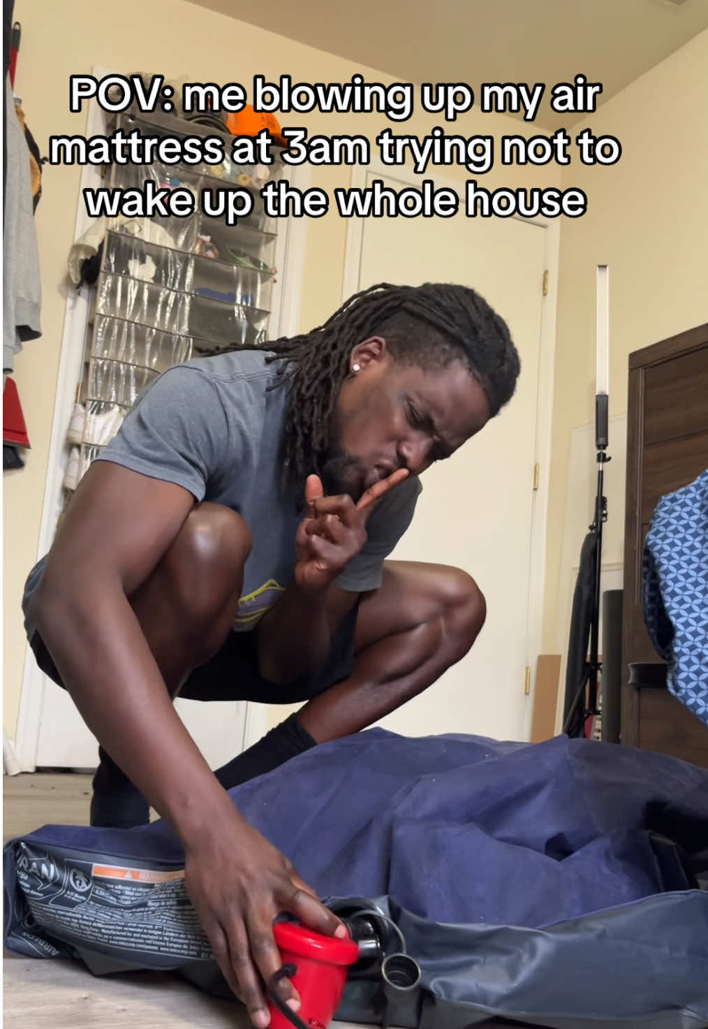 Mattress be loud asl😭 Swear they need to invent silent air mattress pumps and I’m not doing it the old school way😂 Follow for more funny vids!