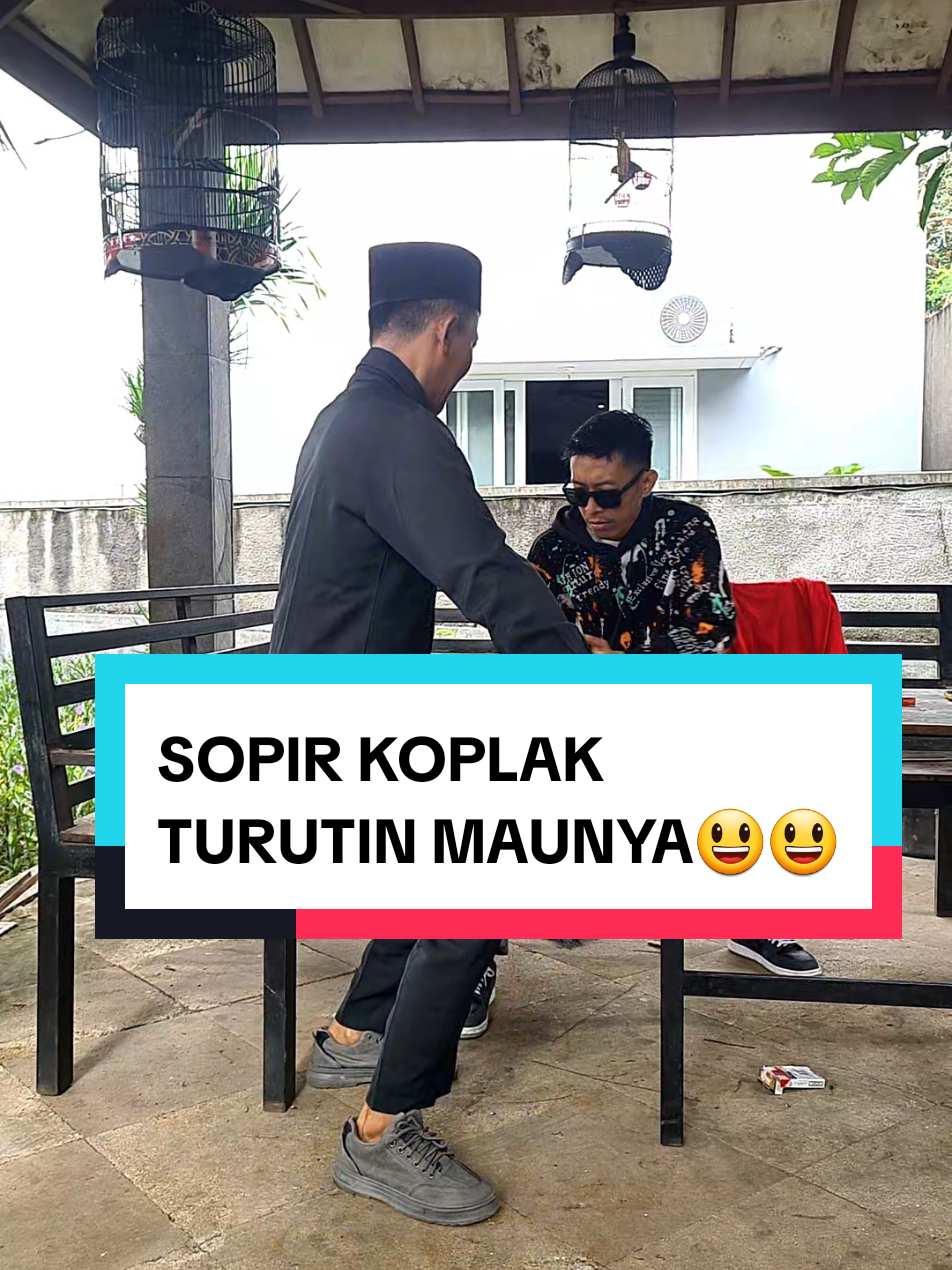 SOPIR KOPLAK, WISS TURUTIN AJA DULU😃😃😃😃 #kontenhiburan #sopirpribadi #drivermuda #sopirkoplak #fypシ #kocak #ngakak #ketawa #sopir #lucu 