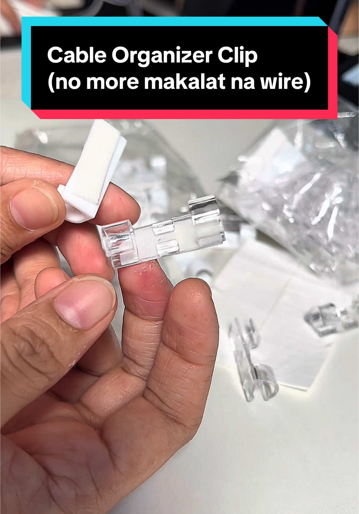 Napaka useful naman talaga! ito lang pala sagot sa magulong cable wire namin sa bahay 😍😱❤️  20PCS Cable Organizer Clips✅  #cableorganizer #cableclip #organizerclips #organizer #householdproducts #householdgoods #householditems #affordable #veryuseful #cableorganisers #highlyrecommended #foryou #recommendations #clip #wireclip #seo #tiktokfindsph #trendingproducts #productreview #buythis #organizehacks #DIY #tips #LearnOnTikTok 