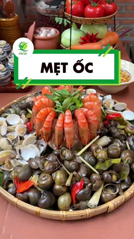8/3 tự thưởng bản thân ngay một mẹt ốc thật hấp dẫn như thế này nhé chị em mình ơiiiii