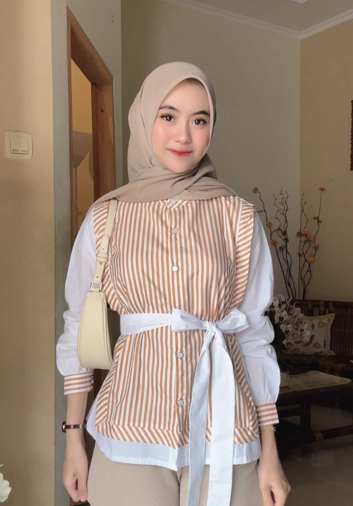 atasan kemeja cakep powl😍 #atasan #kemeja #blouse #koreanstyle #atasanwanita 