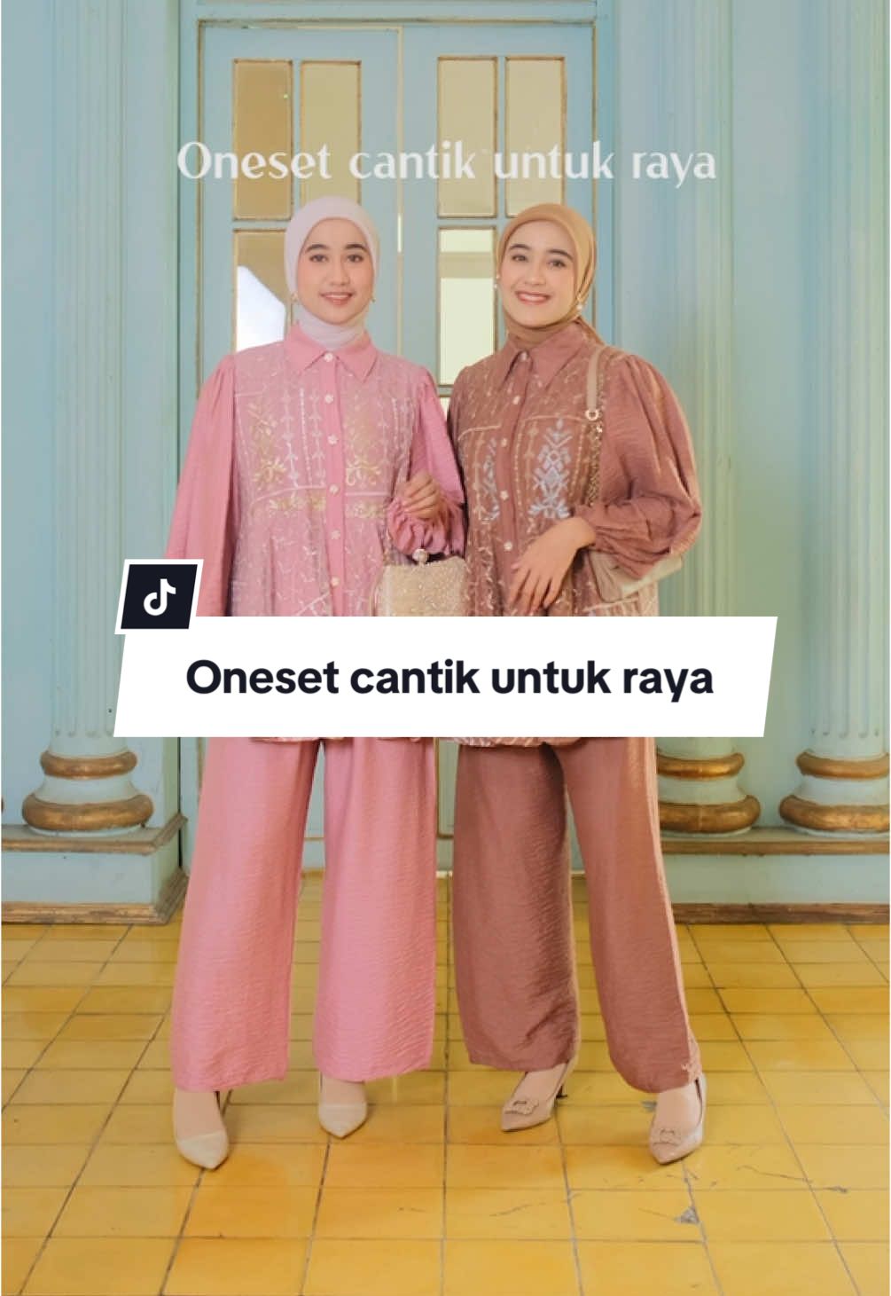 Mau dipakai ke acara formal atau santai, Ayasa Oneset selalu jadi pilihan tepat. Kombinasi atasan brukat dan bawahan celana yang nyaman bikin kamu bebas mix & match sesuai mood! Lebaran atau daily wear? Bisa banget! 💃✨ #JelajahRamadan #promoguncang33 #belilokal #wibgajian #idulfitri2025 