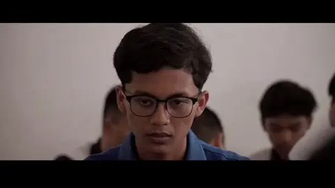 sedih kalau ngelihat orang yang di kucilkan / kena bully, ini vidio admin buat karena banyaknya bullying di era sekarang ya, stop bullying teman temann, sehat semuaa yaa🤍 ib:@anotherfromserhan #fyp #nina #feast 