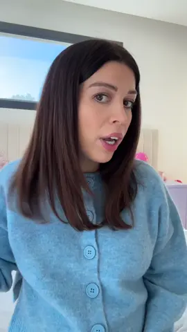  Je refais ma coloration une dernière fois avant d’accoucher 🧸 c’est la Good de @Garnier comme d’habitude, trop pratique pour couvrir mes cheveux blancs (je fais uniquement mes racines une fois sur deux) 💌 Enfin une coloration sensorielle et agréable à utiliser 🧖🏻‍♀️ #garnierhaircare #GarnierGOOD #GarnierFR