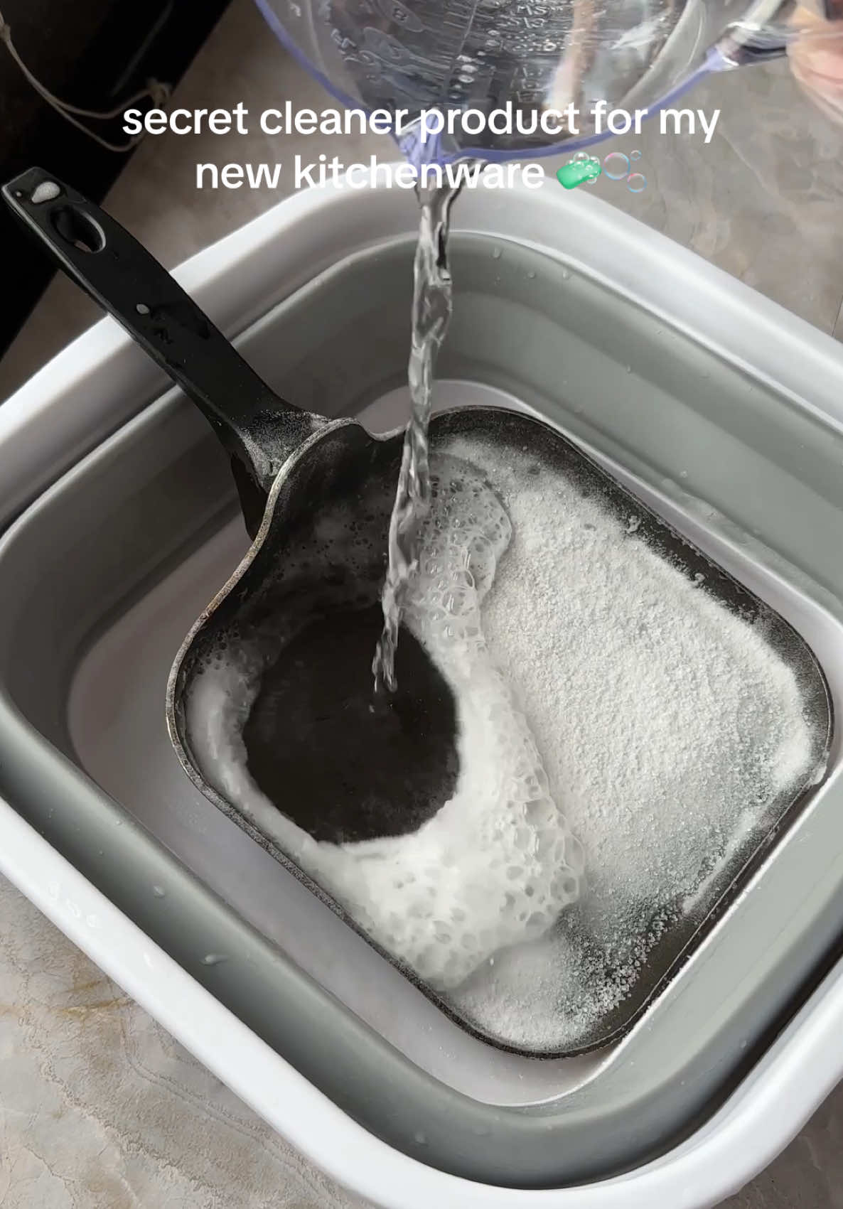 Don't tell anyone about this 🤫🤫 #asmr #thriftstore #restoring #CleanTok #asmrcleaning #asmrvideo 