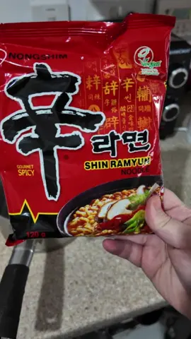 This is the BEST rarmen! yummy  @nongshim.official @nongshimusa  #noodles  #noodlesoup  #nongshim  #ramen  #ramennoodles  #spicynoodles #food #Foodie #snacks #noodletok #vegan #vegannoodles  