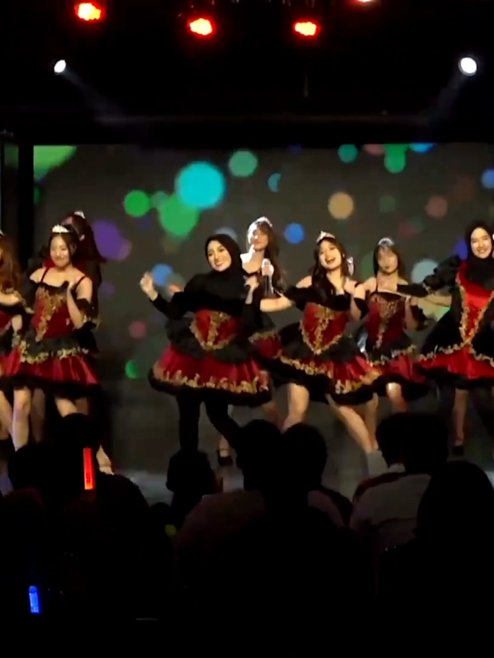 generasi yang ceria dan energik, tapi punya sisi yang elegan. 「Aitakatta ~ Karena Kusuka Dirimu Baby! Baby! Baby! ~ Ponytail to Shushu」 @JKT48 #jkt48gen1 #jkt48 #fjkt48 #exmemberjkt48 #48group #idol #ipop #fyp 