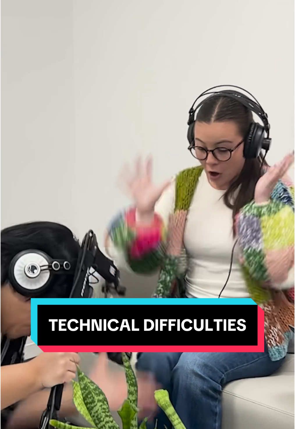 No podcasters were harmed due to mic difficulties … @iHeartRadio  Tune into the new Duran Clan episode under Elvis Duran’s After Party Podcast!