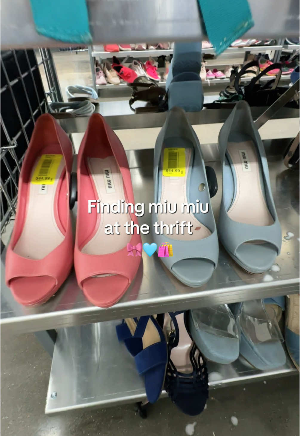 Finally! I’ve been looking for you all day 😈 I always saw videos of ppl finding them, and I end up with two!!! #thrifting #vintage #fyp #viral #foryoupage #haul #nostalgia #pretty #miumiu #pink #texas #90s #y2kaesthetic 