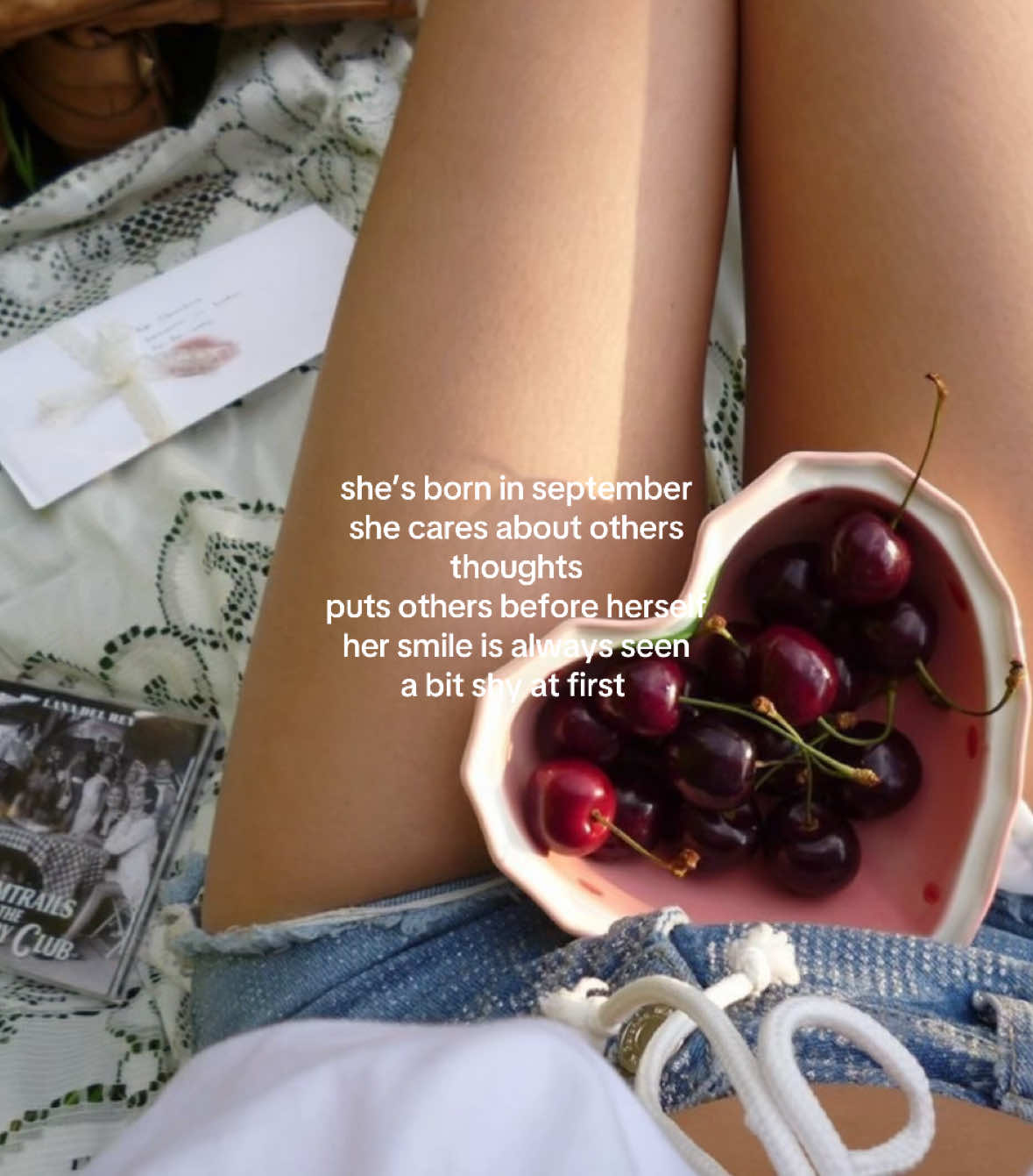she’s born in september  #inspo #foryoupage #fyp #foryou #vibes #viral #pintrest #fypppppppppppppppppppppppppp #teenagegirl #shewasborn #birthday #birthdaymonth #september