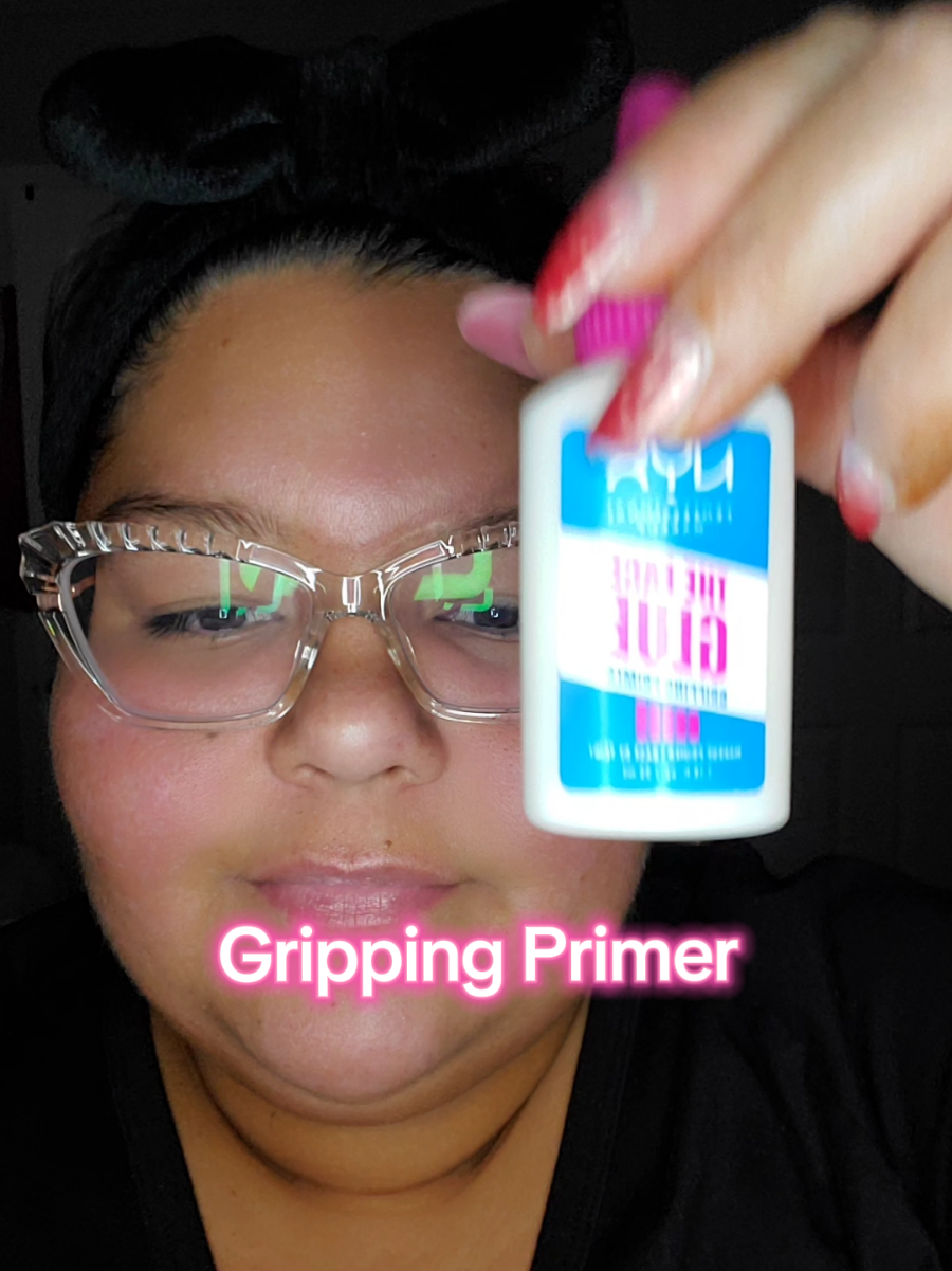 $9 for 24 hour grip without the ick! @NYX Professional Makeup  #nyxcosmeticspartner  #nyxcosmetics  #thefaceglue  #grippingprimer #thefaceglueprimer 