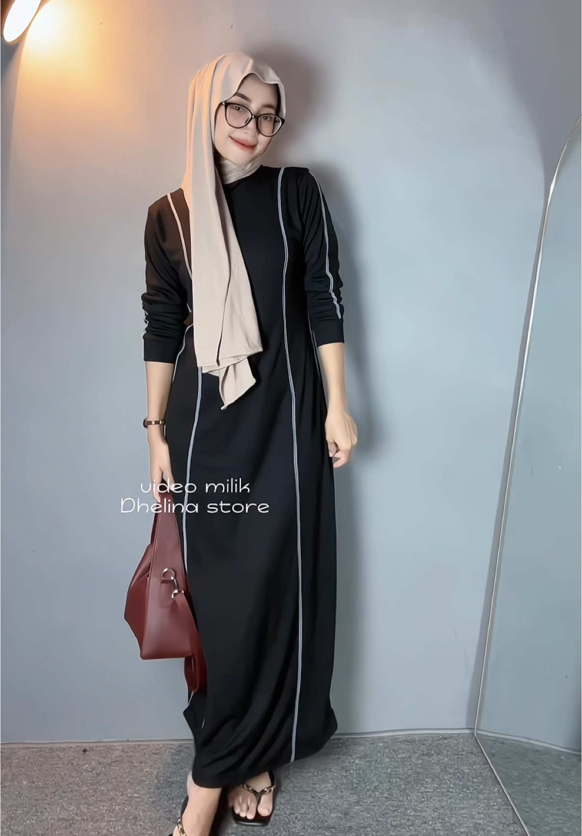 Long dress fit body🖤cakep banget🥹🥹 #fyp #longdress #dressfitbody #dresskekinian #dressviral #outfitideas 