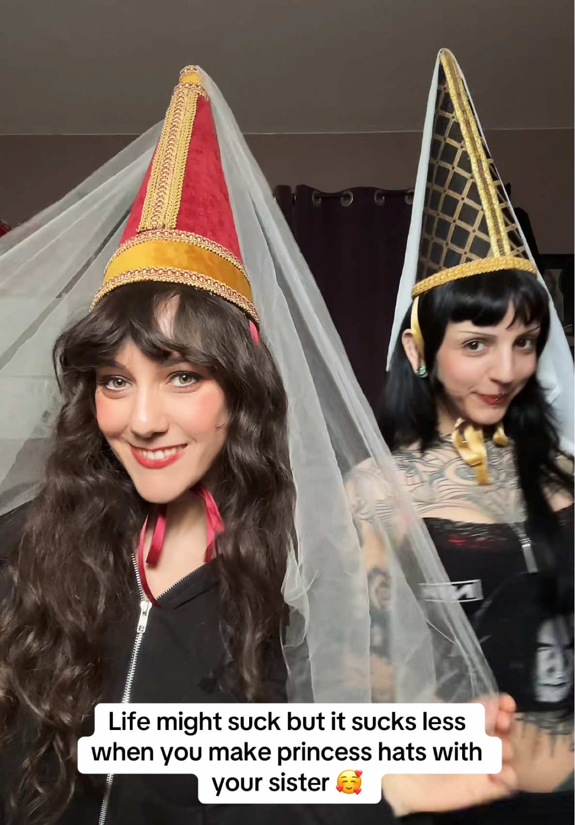 I promise you’ll be instantly happier in a hennin 👑 @izzyxsophia #medieval #princesshats #hennin 