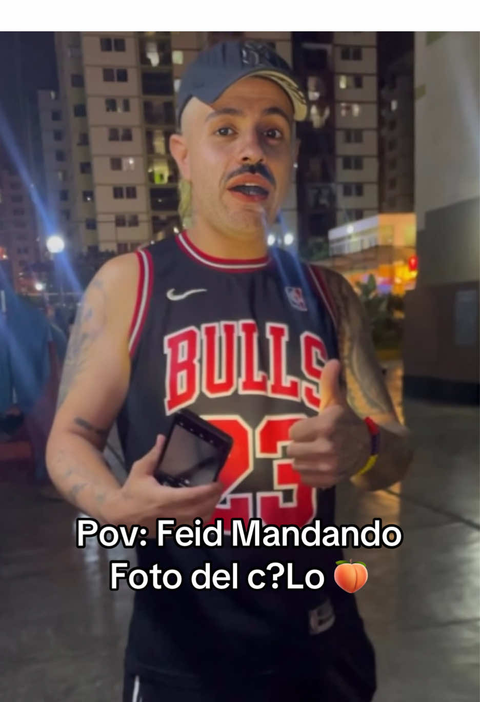 Con la fotico  🍑 @Feid @KarolGFeid #feid #fypシ゚ #karolg #mojandoasientos #malumababy @Juan Luis 