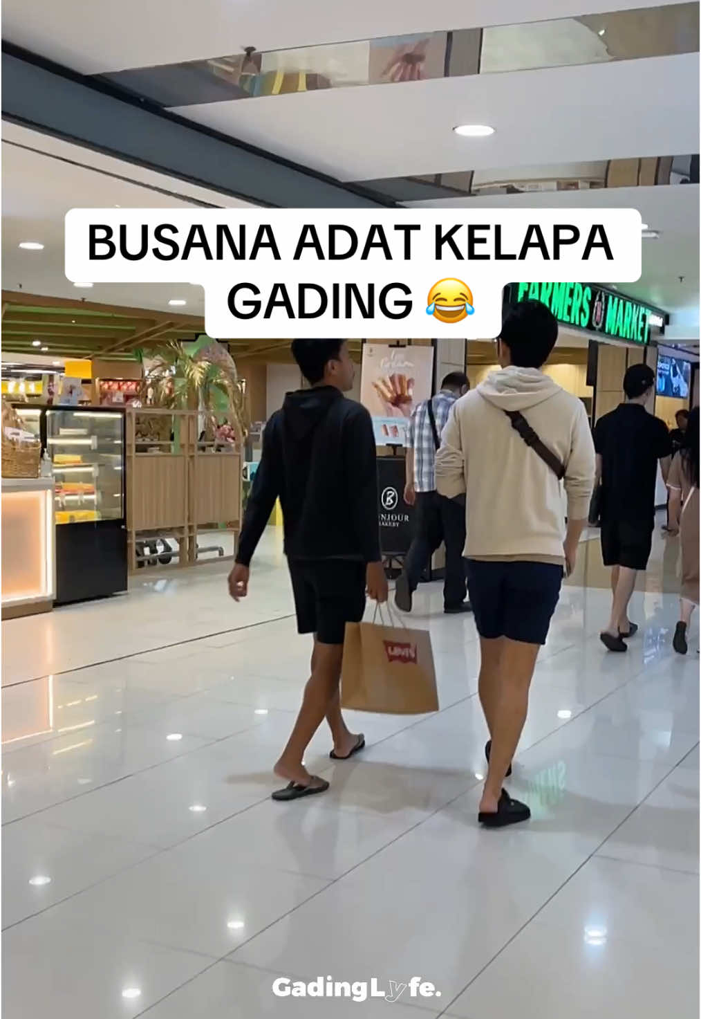 Pria wanita tua muda semua stylenya sama di Kelapa Gading 😂 #kelapagading #viral #fyp 