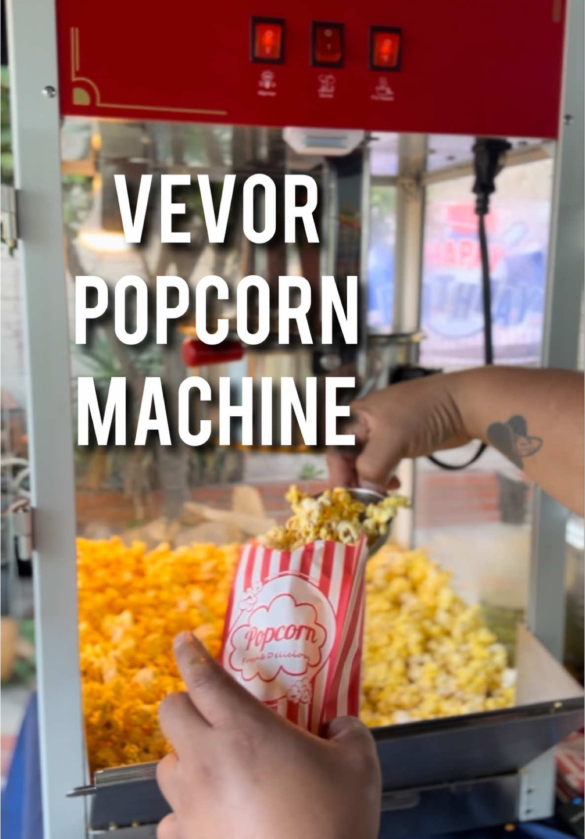 It’s giving theater or fair 🤌🏼 #vevor #popcorn #machine 