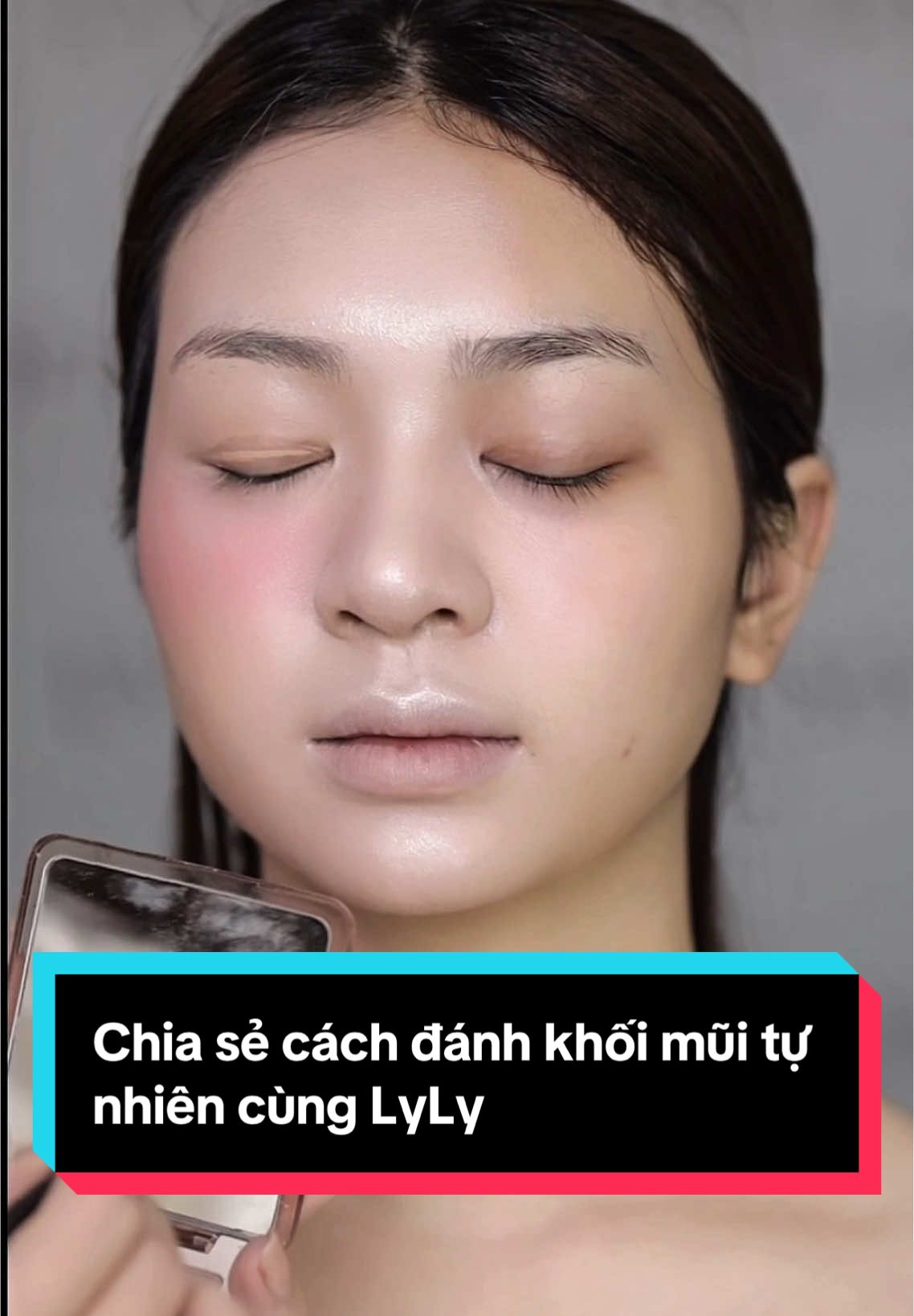 Chia sẻ cách đánh. Khối mũi. Thon. Cùng E. LYLY nha các NY. #lylyyenvymakeup #daymakechuyennghiep #reviewlamdeptainha #xuhuong #makemefamous #reviewlamdep #PhaiDepNgayNay #makeup #makeup 