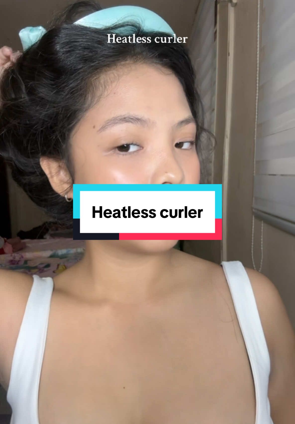 Achieve your curl with a less damage #heatlesscurls #heatlesscurler #curler #heatlesscurlingrod #celesteshp 