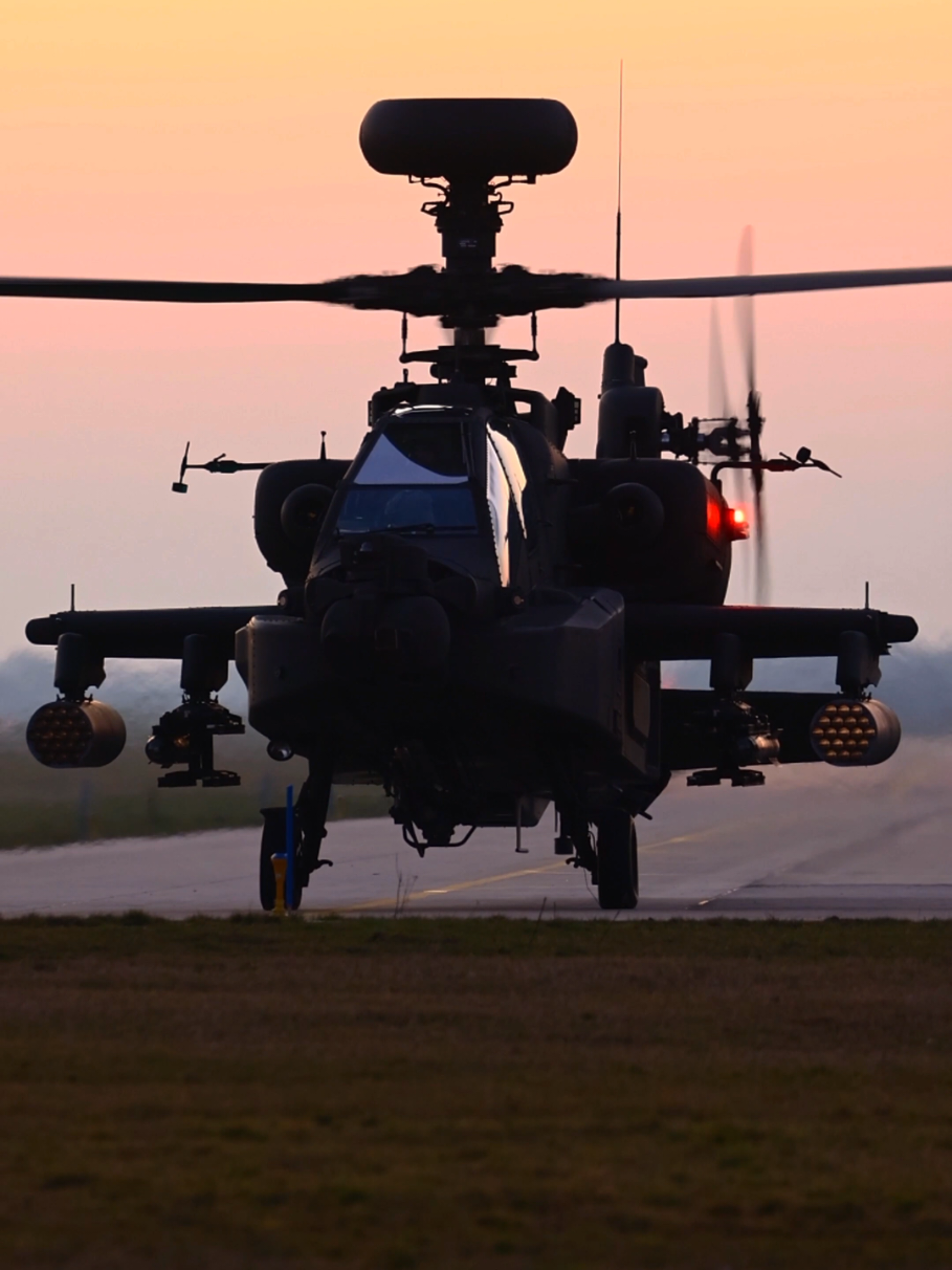 On Fire!🔥🦇 #Apache #AH64E #BAT #Sunset #helicoptersofinstagram #flight #fly #aviationphotography #instaaviation #helicopterlovers #aviationdaily #helicopterview #aviationgeek #helicoptergram #pilotsofinstagram #helicommunity #aviationworld #helicopteraddict #flywithme #helicopterpics 