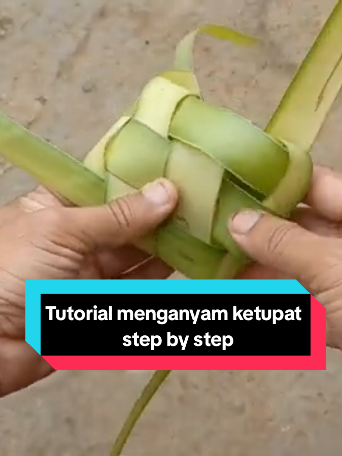 Tutorial cara menganyam ketupat daun kelapa step by step !! Mudah untuk dipahami dan diikuti  #tutorial #menganyamketupat #ketupatlebaran 