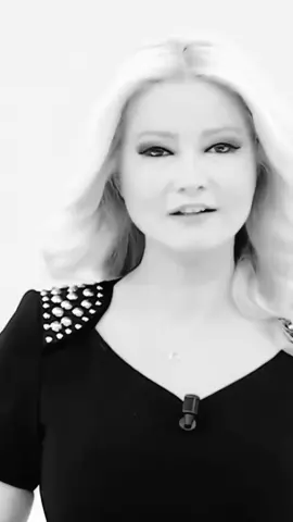 Aklınıza koyduğunuz her şeyi yapabilirsiniz ...  En derin denizde yüzebilir,  En yüksek zirveye tırmanabilirsiniz…  Güçlü, güzel, şefkatli, sevgi dolu, merhametli… Kelimelerin ifade edebileceğinden çok daha fazlasınız!  Toplumun beklentilerinin ışığınızı azaltmasına izin vermeyin. Kendinizi sevin, sevgi ve ışığa layık olduğunuzu bilin  Ve sesinizin önemli olduğunu anlayın!  Sakın Unutmayın Sizler Bir Mucizesiniz... Tüm kadınlarımızın 8 Mart Dünya Kadınlar Günü kutlu olsun! #kadın #8martdünyakadınlargünü #güçlükadın #mügeanlıtatlısert 