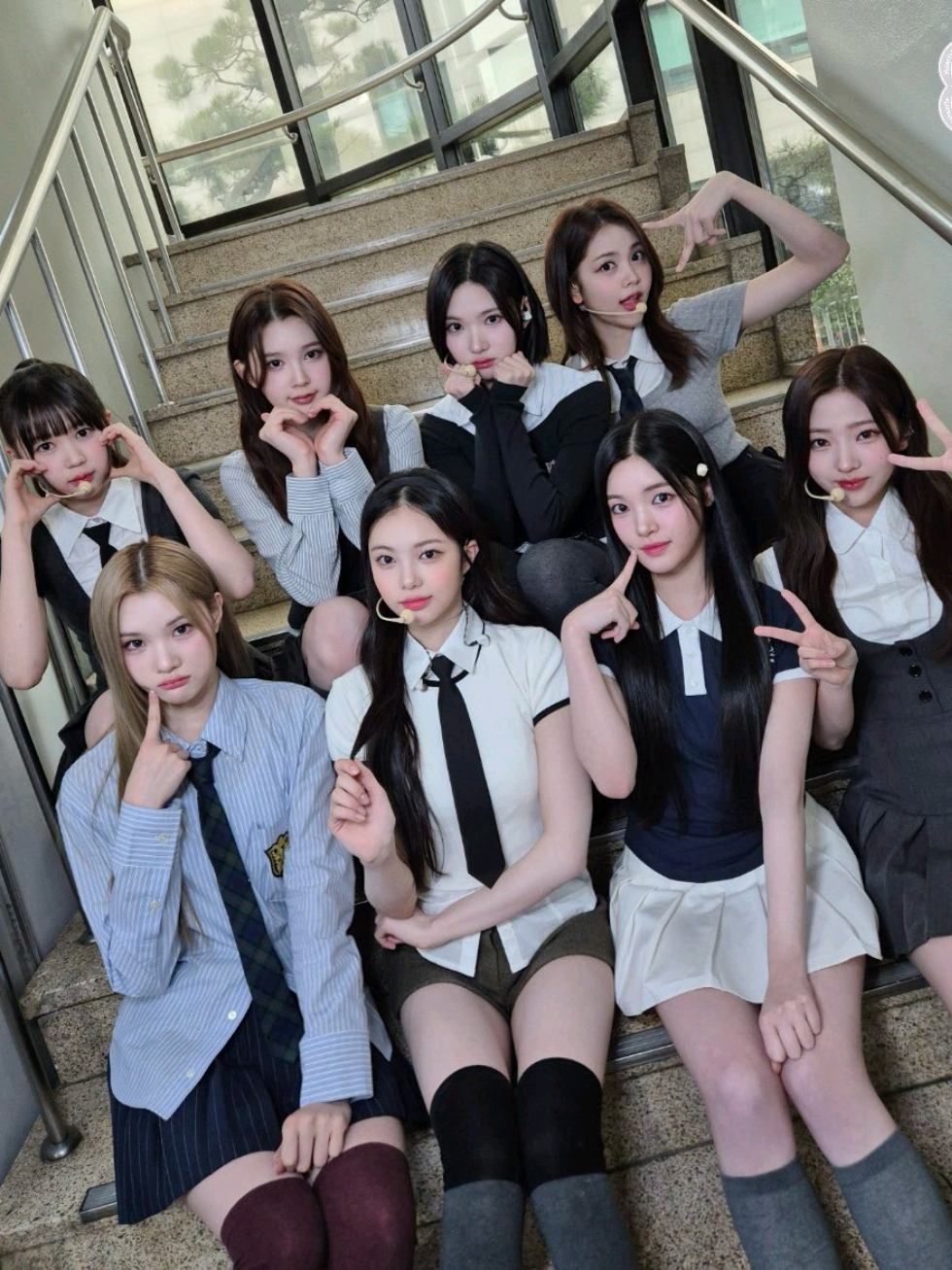 Cool and cute this is hearts2hearts🥰 #jiwoo #carmen #A_na #juun #Ian #yuha #stella #ye_on #hearts2hearts #H2H #smngg #sm #idol #kpopfyp #zxycba 
