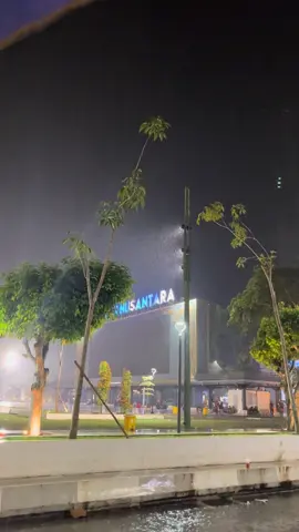 Alun”jember+hujan #jember24jam #fypage #xybca #jemberasik #mentahanvideo #vibessad 