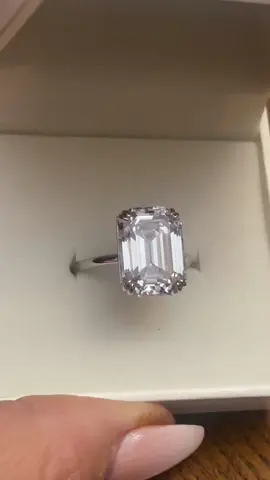 #giftfromtiktokshop #engagement #ring #silver #cubiczirconia @Effinny_Rings @effinny_jewelry @effinny_store #jewerly 