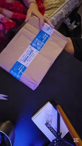 Unboxing quà 8/3 tự săn sale è >o<! #trending #cogangtungngay