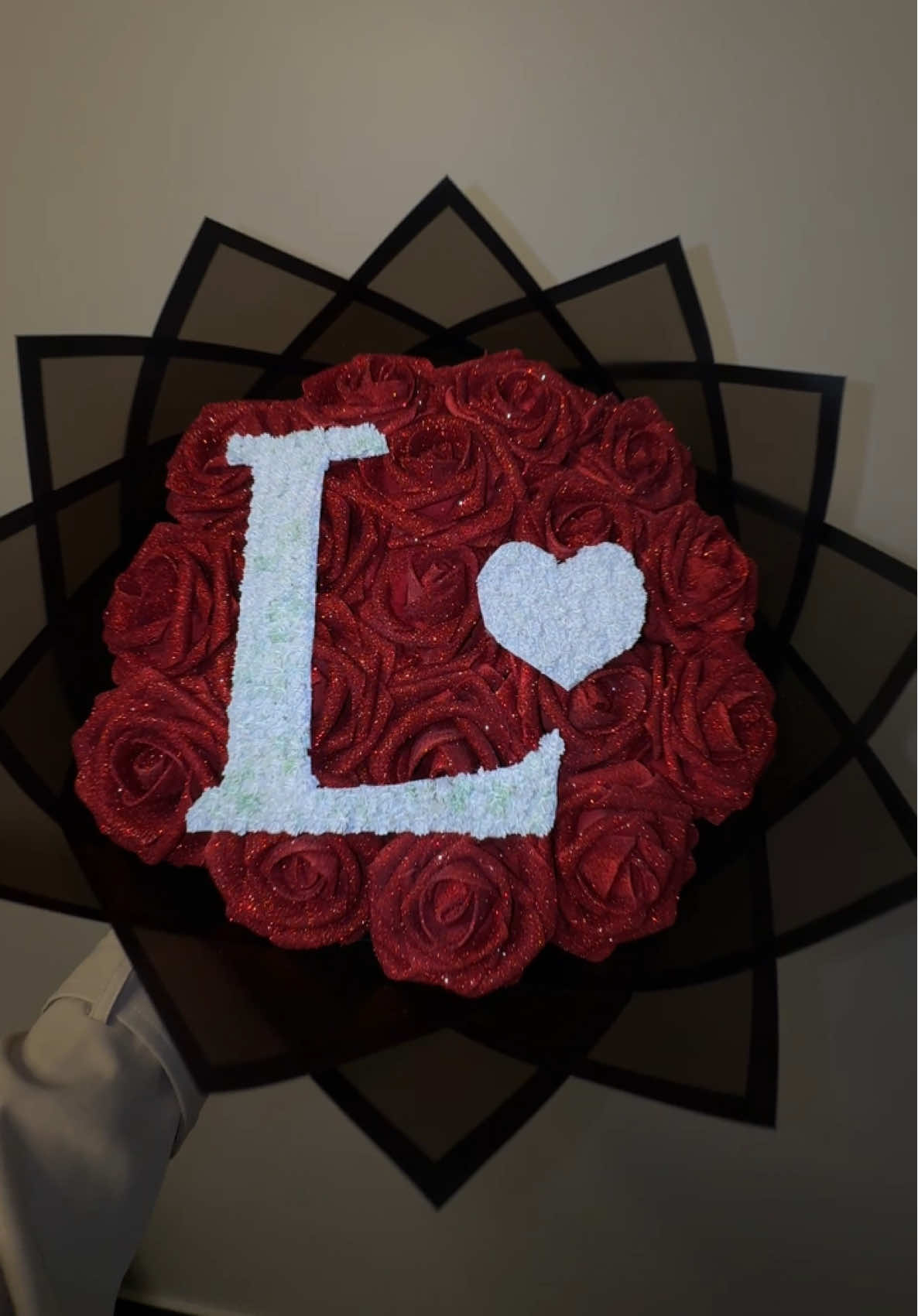 Bouquet lettre L 🌹 #roseseternelles #lettre #initiale #pourtoii 