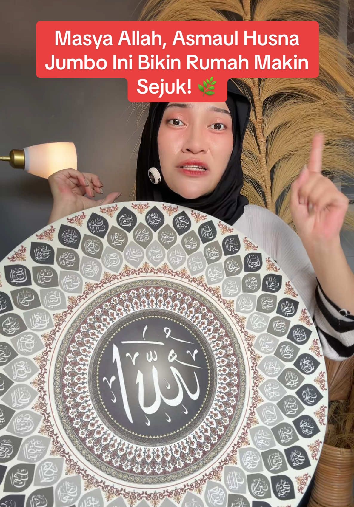 Dekorasi Islami yang bikin hati tenang! 🌿 Hiasan dinding Asmaul Husna ini gak cuma cantik, tapi juga jadi pengingat setiap hari. Buruan check out sebelum kehabisan!”  . Disclaimer: Harga dapat berubah sewaktu-waktu tanpa pemberitahuan sebelumnya karena adanya diskon, flash sale dari toko maupun TikTok yang dapat berubah secara dinamis. Pastikan cek langsung di keranjang kuning untuk melihat harga terbaru!  #kaligrafi #asmaulhusna #hiasankaligrafi #hiasankaligrafidinding  #wibgajian #Gebyarbelanjafebruari #cuantanpabatas #ramadanekstraseru 