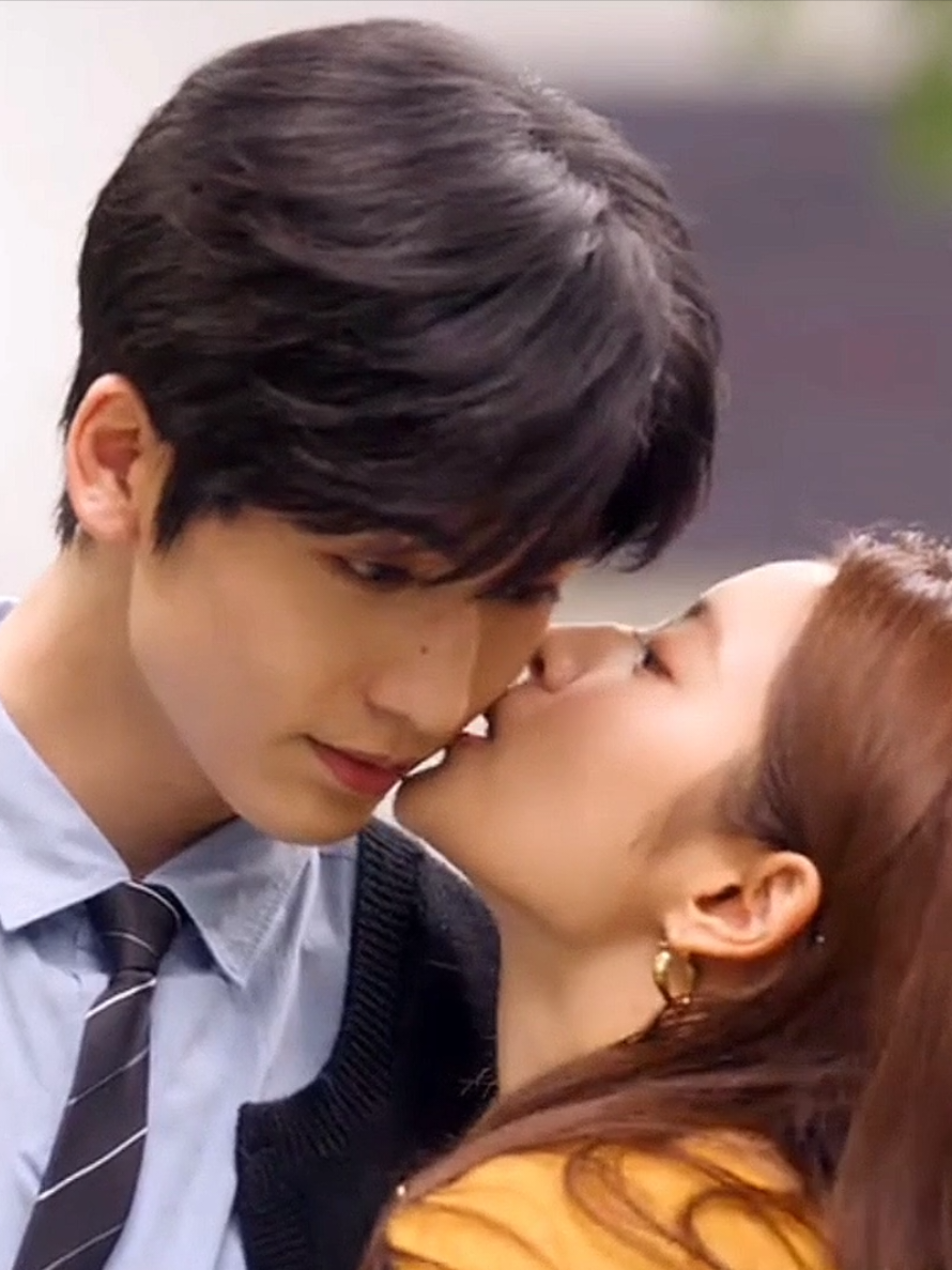 kpan nih scene nikahnya 😭 #thebestthing #cdrama  #kdrama #fyp 