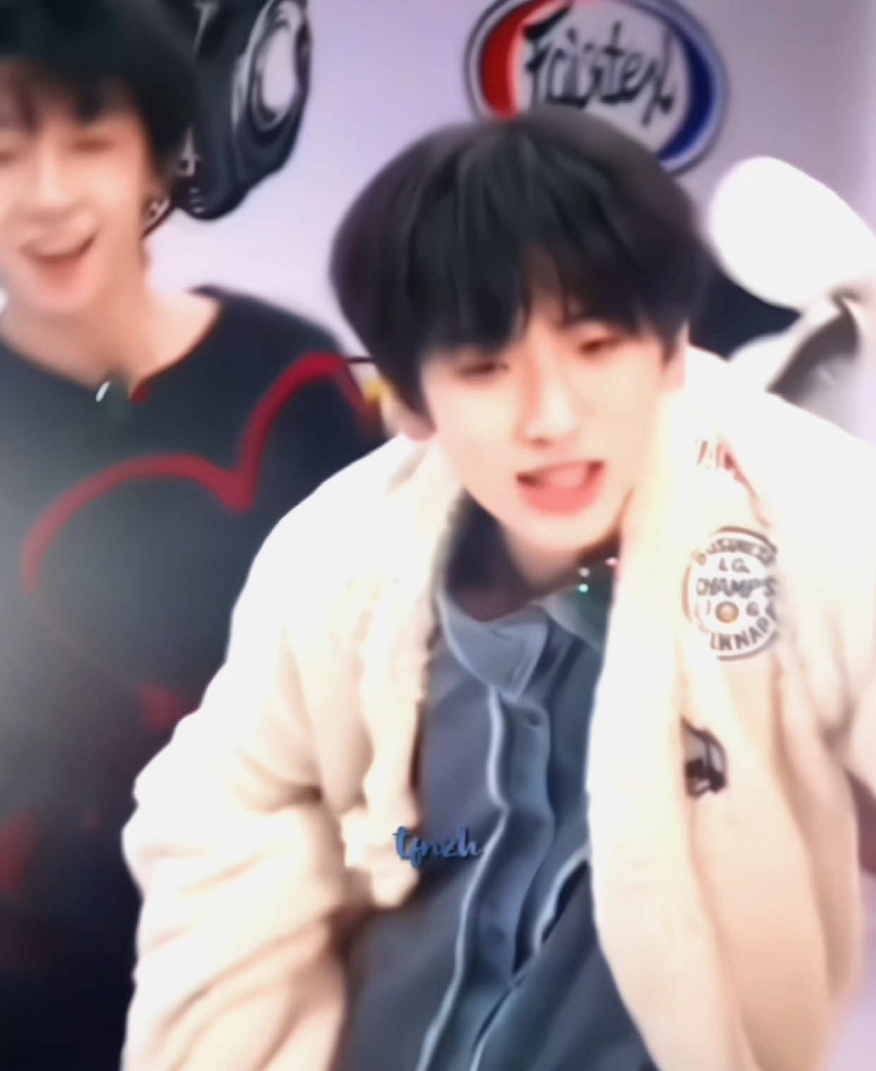 : 😭❤️ #fypシ #yangbowen #zuoqihan #wenhan #duongbacvan #takyham #vanham #文函 #左奇函 #tf家族四代 