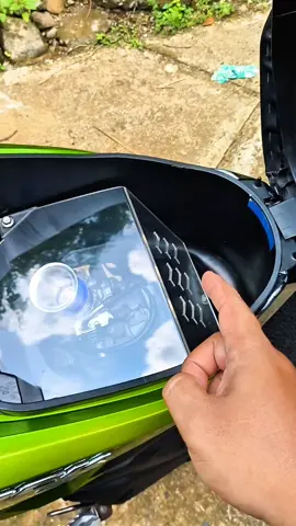 Cover Bagasi Downdraft buat vario led old dan vario led new dari NSA PERFORMANCE! bahan akrilik tebal dan presisi dijamin keren banget! #coverdowndraft #downdraftvario #coverdowndraftvario #nsanyaladijalan #nyalakannsa #variomodifikasi #nsaperformance 