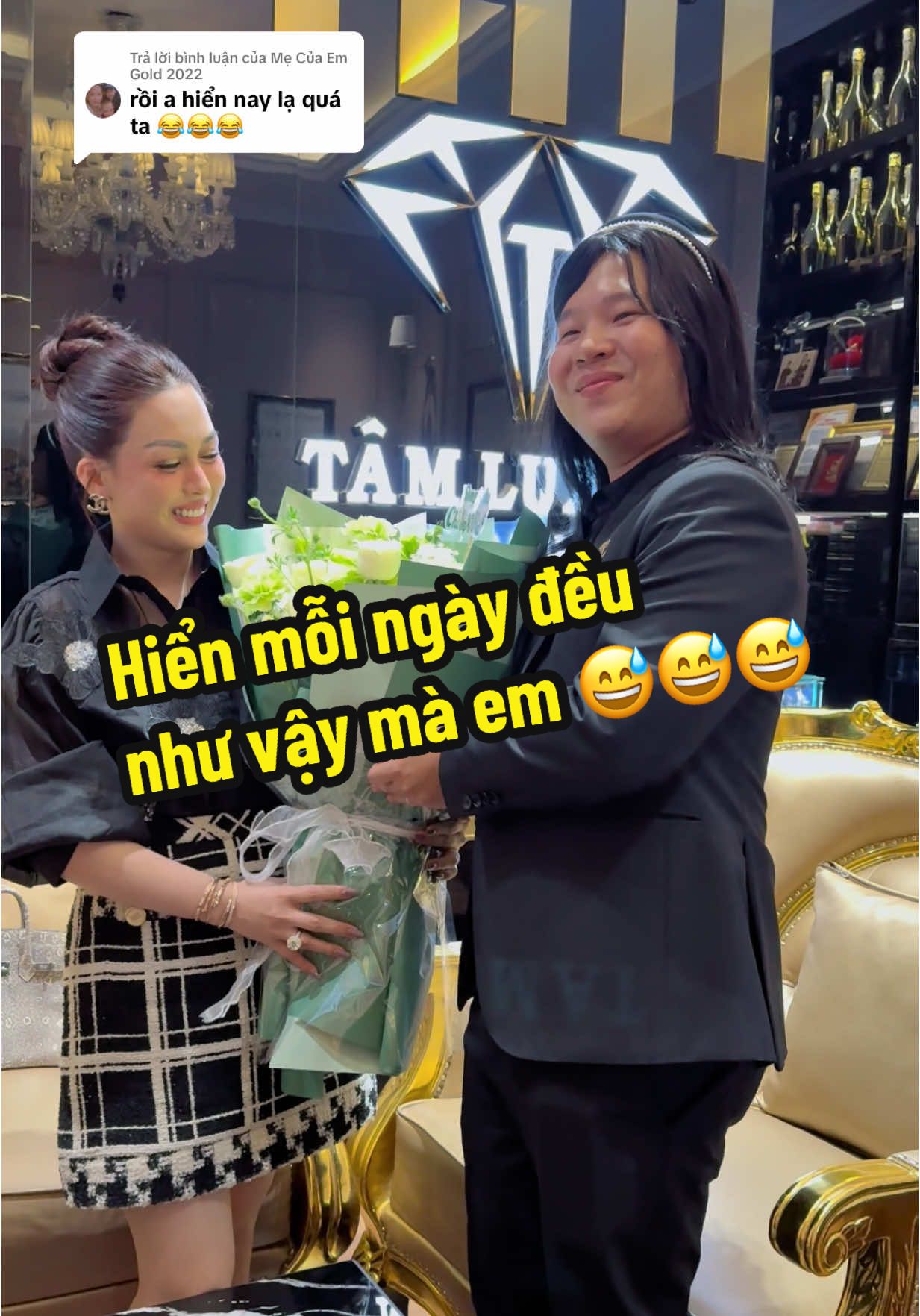 Trả lời @Mẹ Của Em Gold 2022 Hiển mỗi ngày đều như vậy mà em @Tâm Luxury Channel 💎 😅😅😅 @Nóc Nhà Tâm Luxury @Võ Thanh Hiền CEO Tâm Luxury #TamLuxury #TamLuxuryVN #TamLuxuryChanel #TamLuxuryDiamondJewelry #CongtyTNHHTamLuxury #NocNhaTamLuxury #VoThanhHien #TamLuxuryHonCaMotChuTam 