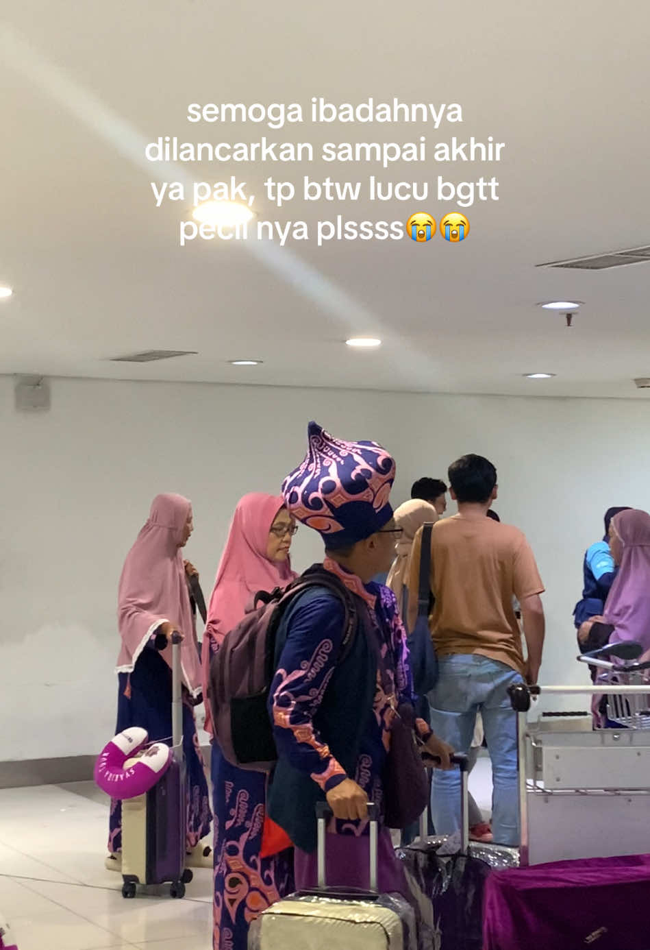 laillahaillah bapak siapaa random bgt inii😭😭 #ramadhancore #fyp #foryoupage #viral #ramadhan2025 #foryoupage 