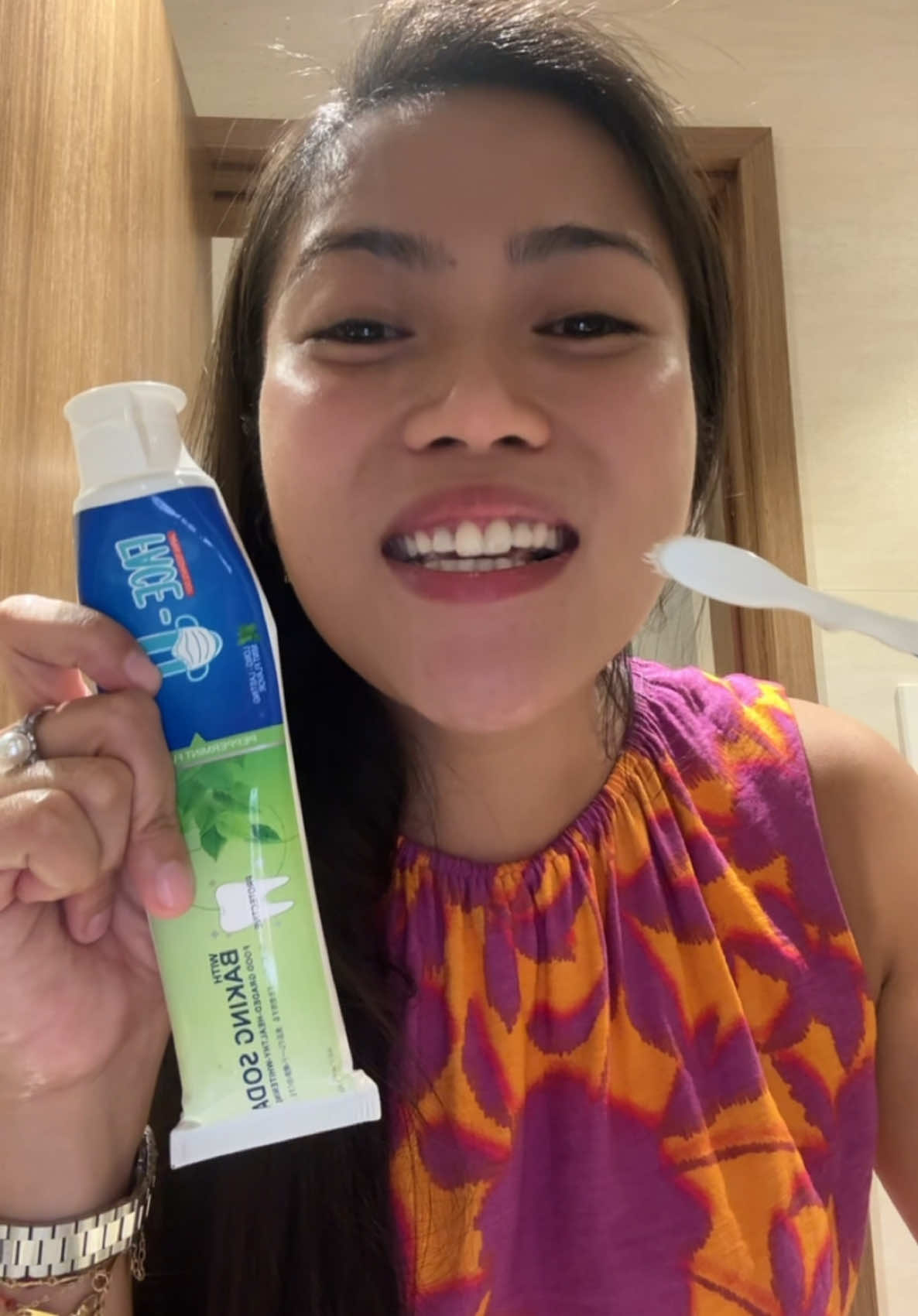 Whitening toothpaste at Mabango din sa hininga itong face u toothpaste 🥰😍 #toothpaste #whiteningtoothpaste #faceutoothpasteteethwhitening 