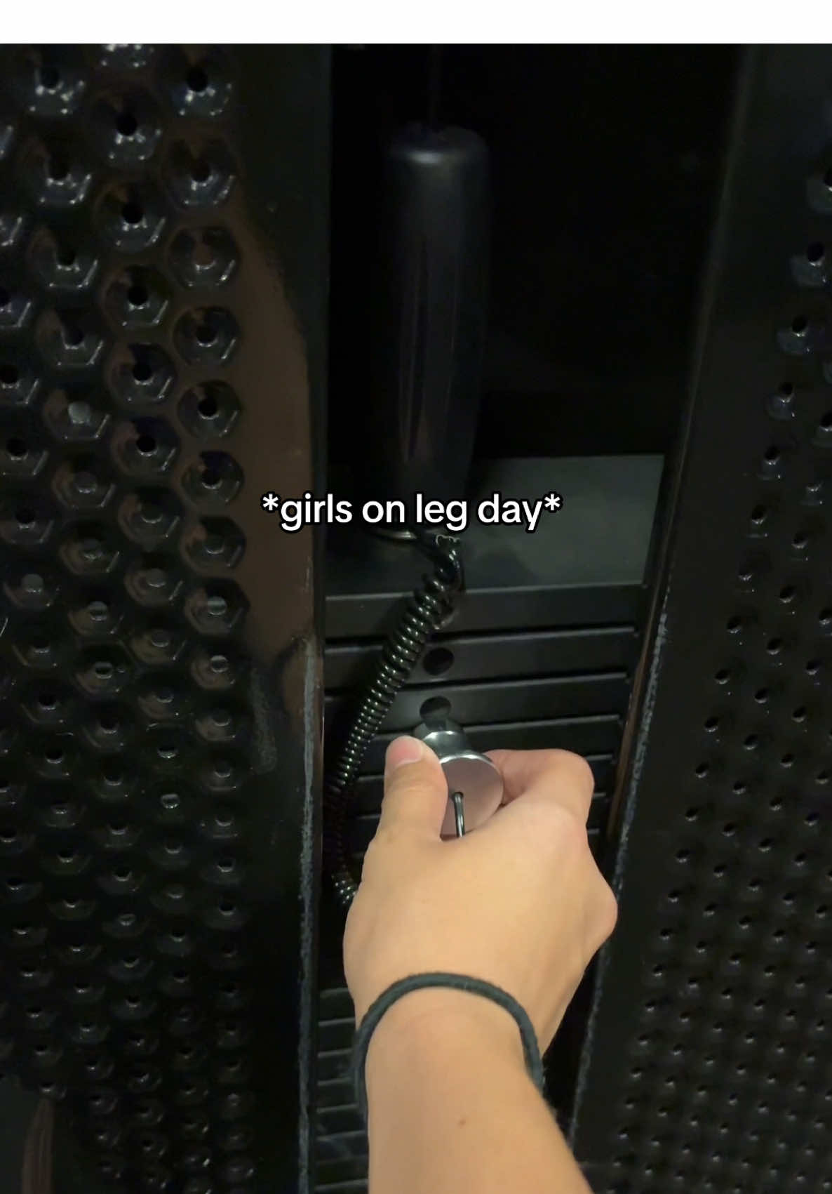 Am I right though  #girlslegday #gymrelatable #gymhumour 