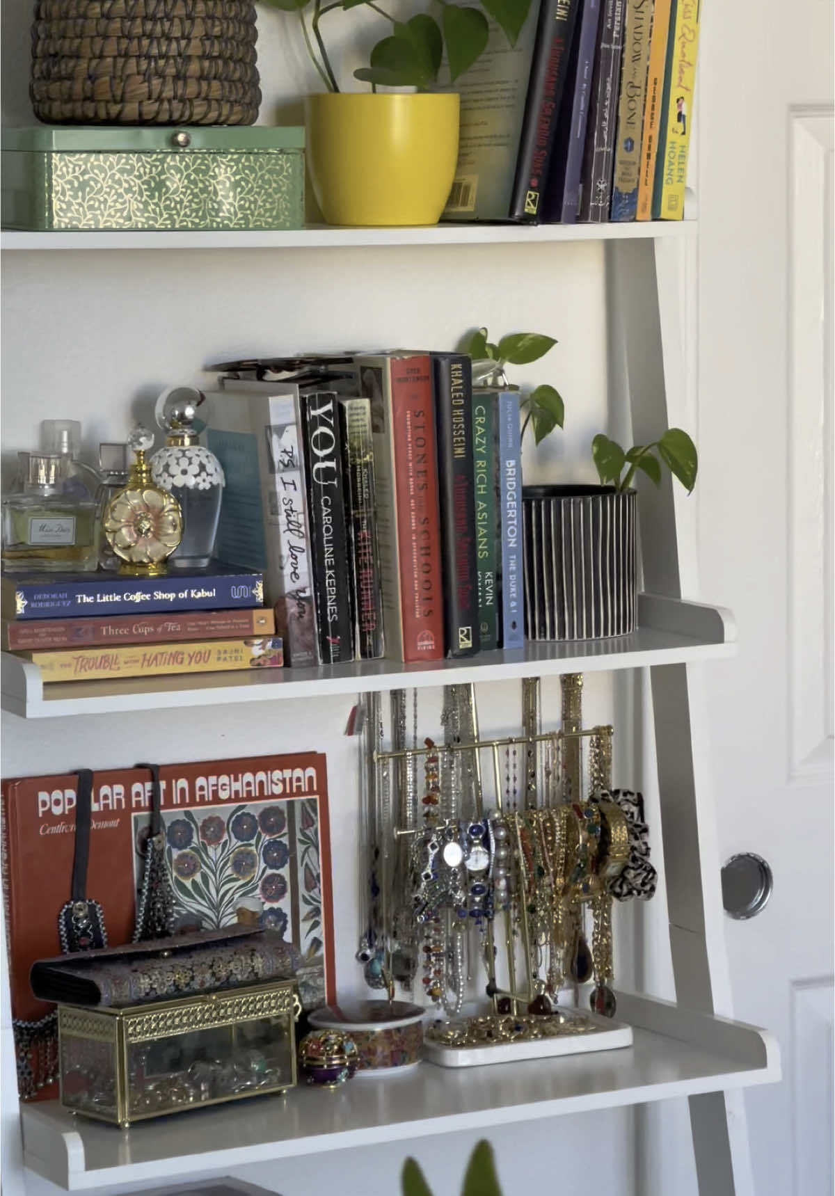 a room inspired by my culture 🇦🇫  #RoomTour #roomdecor #roommakeover #roomtok #roomdecorinspo #bedroom #bedroomdecor #roominspo #bedroominspo #afghan #afghanistan #afghanculture #afghanaesthetic #afghangirl #afghansong #ethnic #ethnicdecor #ethnicroom #culturaldecor #ethnichouse #turkish #persianrug 