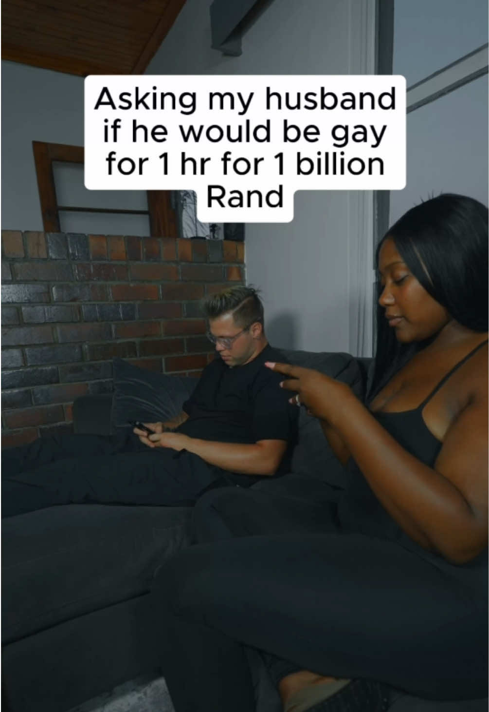 He didn’t just change outfits… he changed the timeline. 🤣🌅➡️🌙  #fyp #relatable #couplestiktok #hilarious #mzansicomedy #southafricatiktok #viral #xhosanation #interracialcouple 