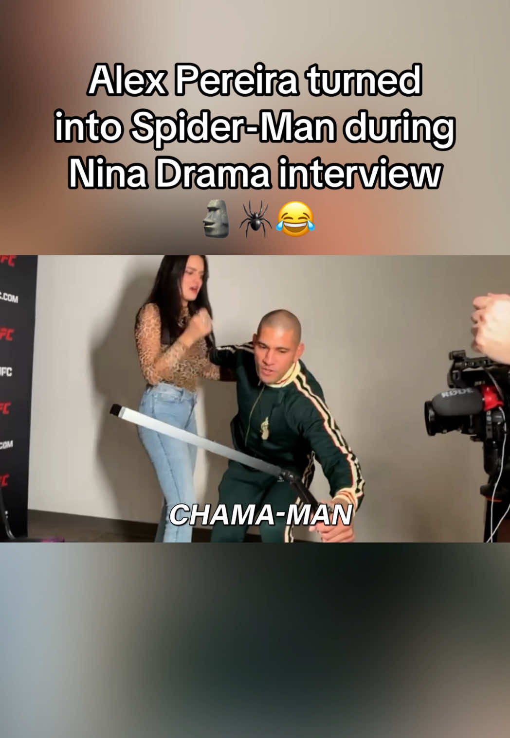 Alex Pereira turned into Spider-Man during Nina Drama interview LOL #UFC #alexpereira #poatan #chama #mma #ninadrama #kickboxing #boxing #muaythai #muaythaifighter #muaythaifighter #taekwondo #jiujitsu #brazilianjiujitsu #jiujitsugrappling #jiujitsulifestyle #wrestling #wrestlingtiktok #wrestlingtok #fit #Fitness #grappling #karate #shadowboxing 