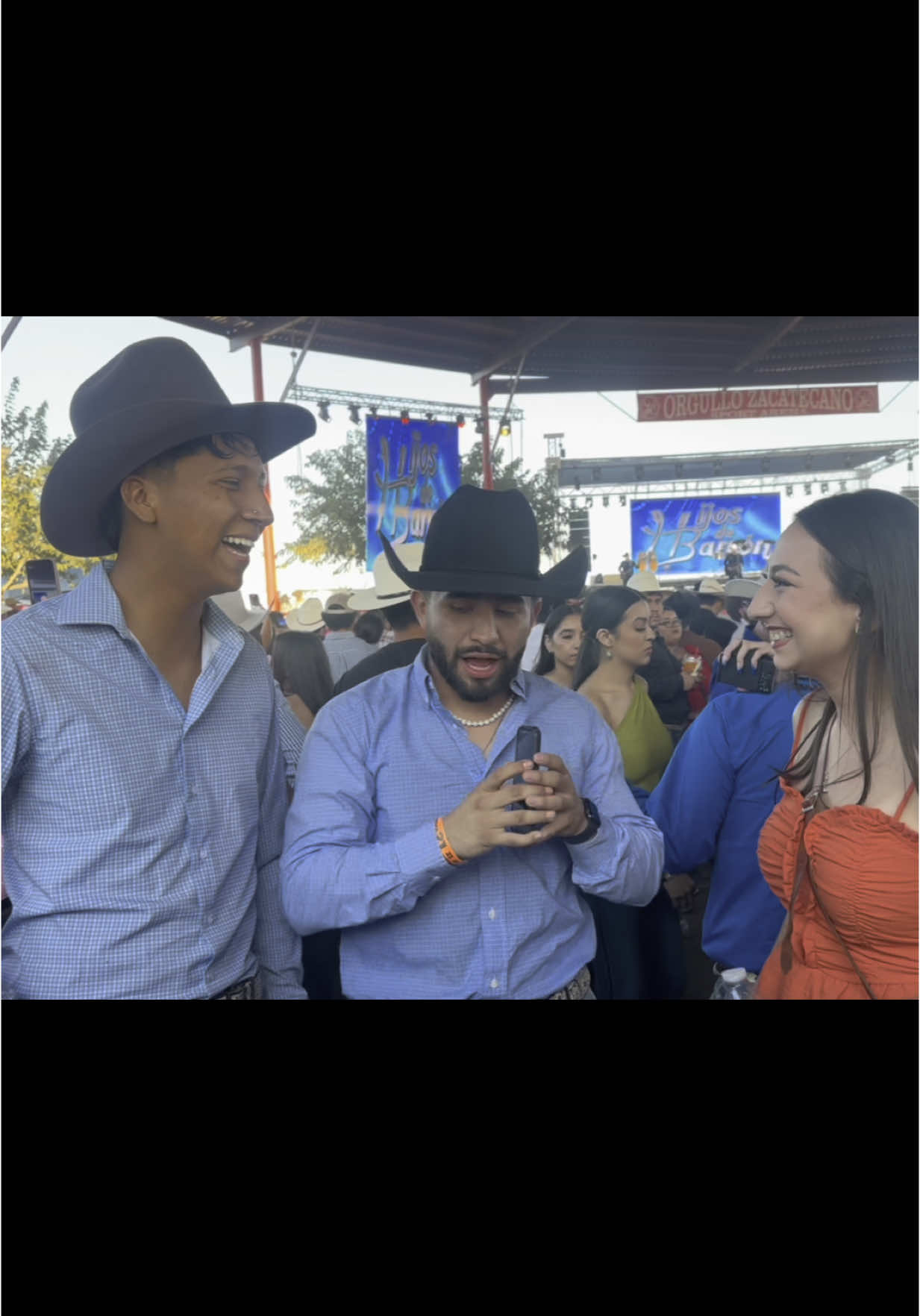 Puro Cali 🎩 #montoyavlogz #tracy #orgullozacatecano #youtube #baile #nortenas #huapangos 